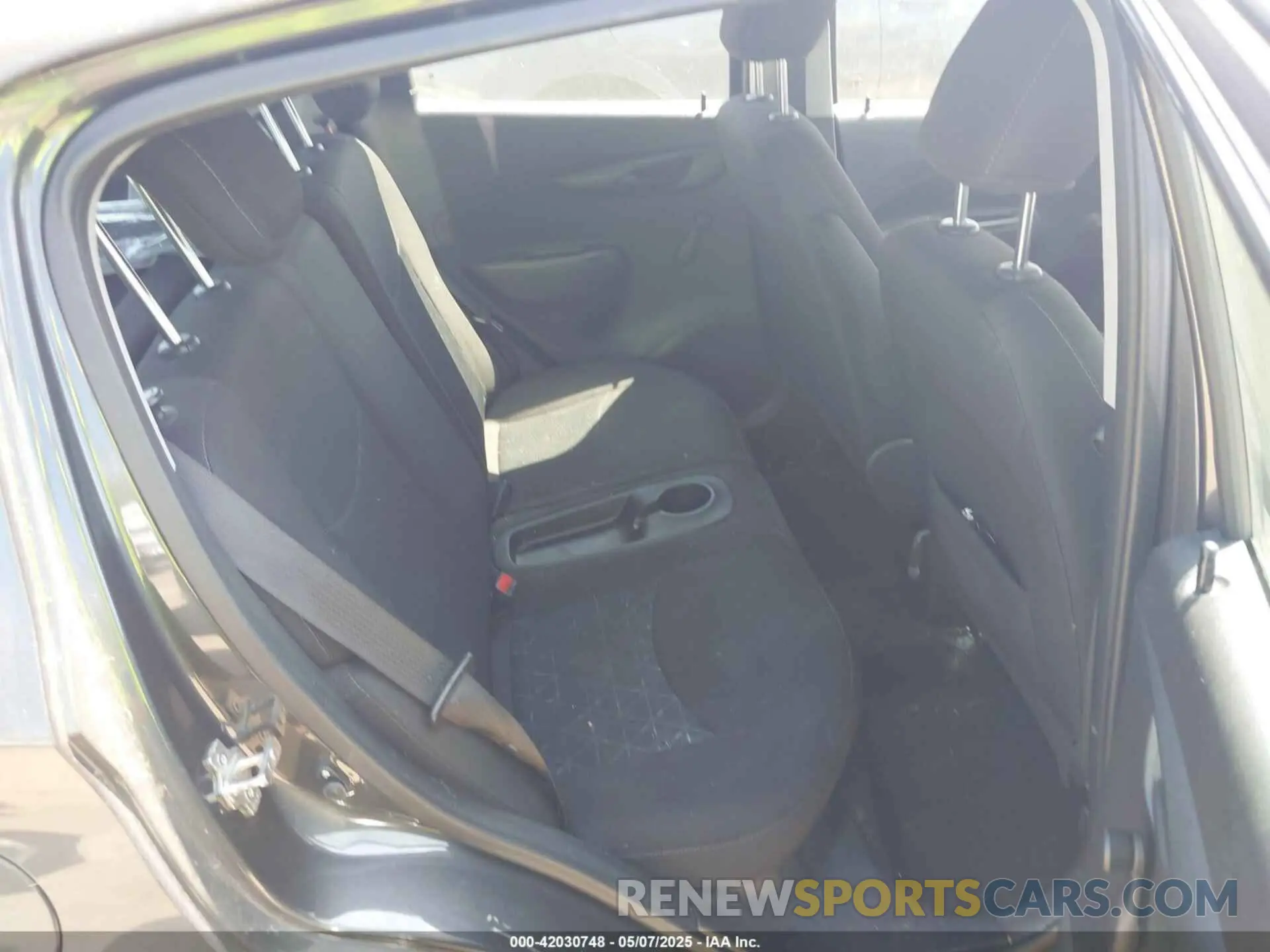 8 Photograph of a damaged car KL8CB6SA9LC468918 CHEVROLET SPARK 2020