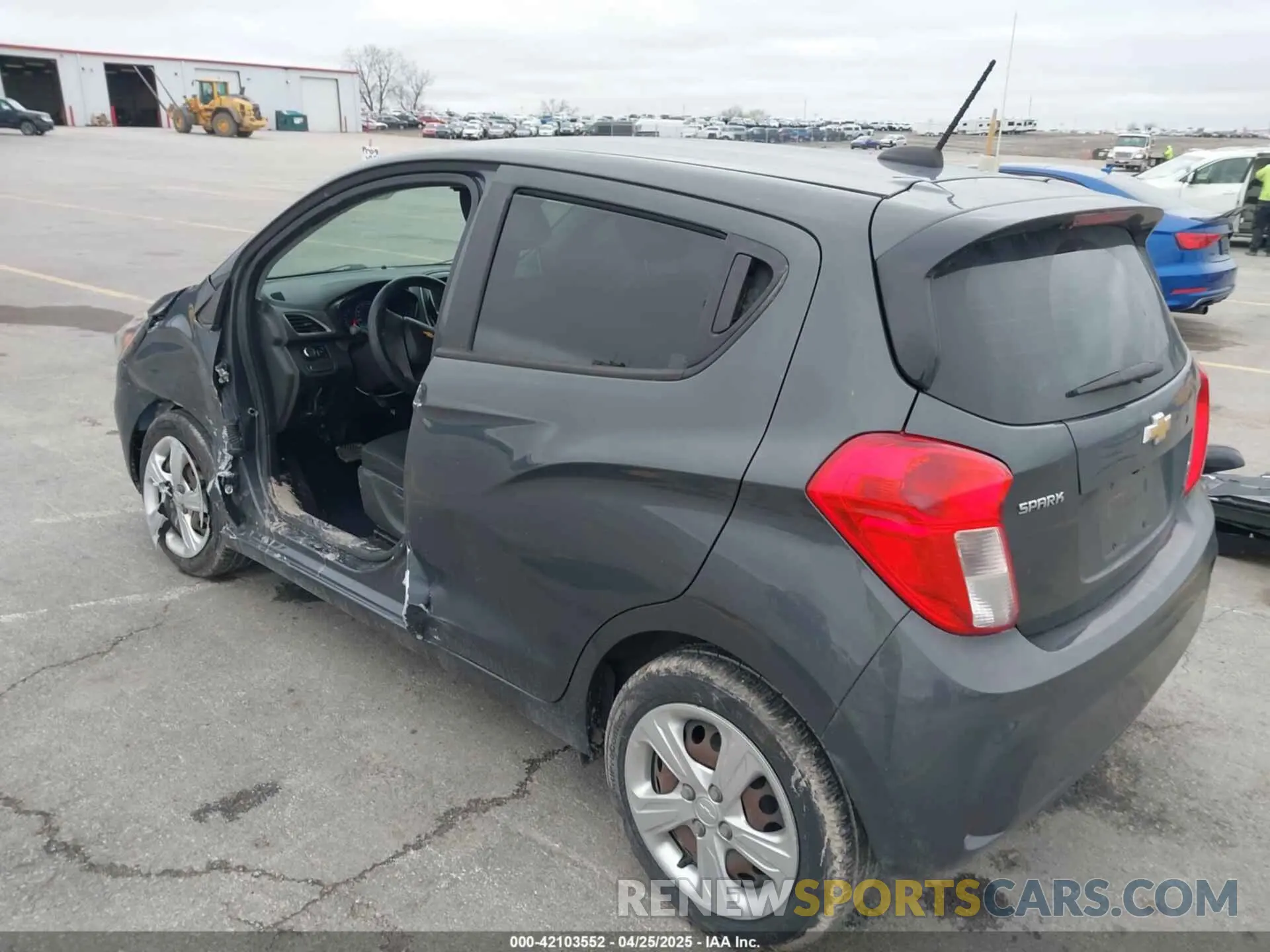 3 Photograph of a damaged car KL8CB6SA9LC473908 CHEVROLET SPARK 2020