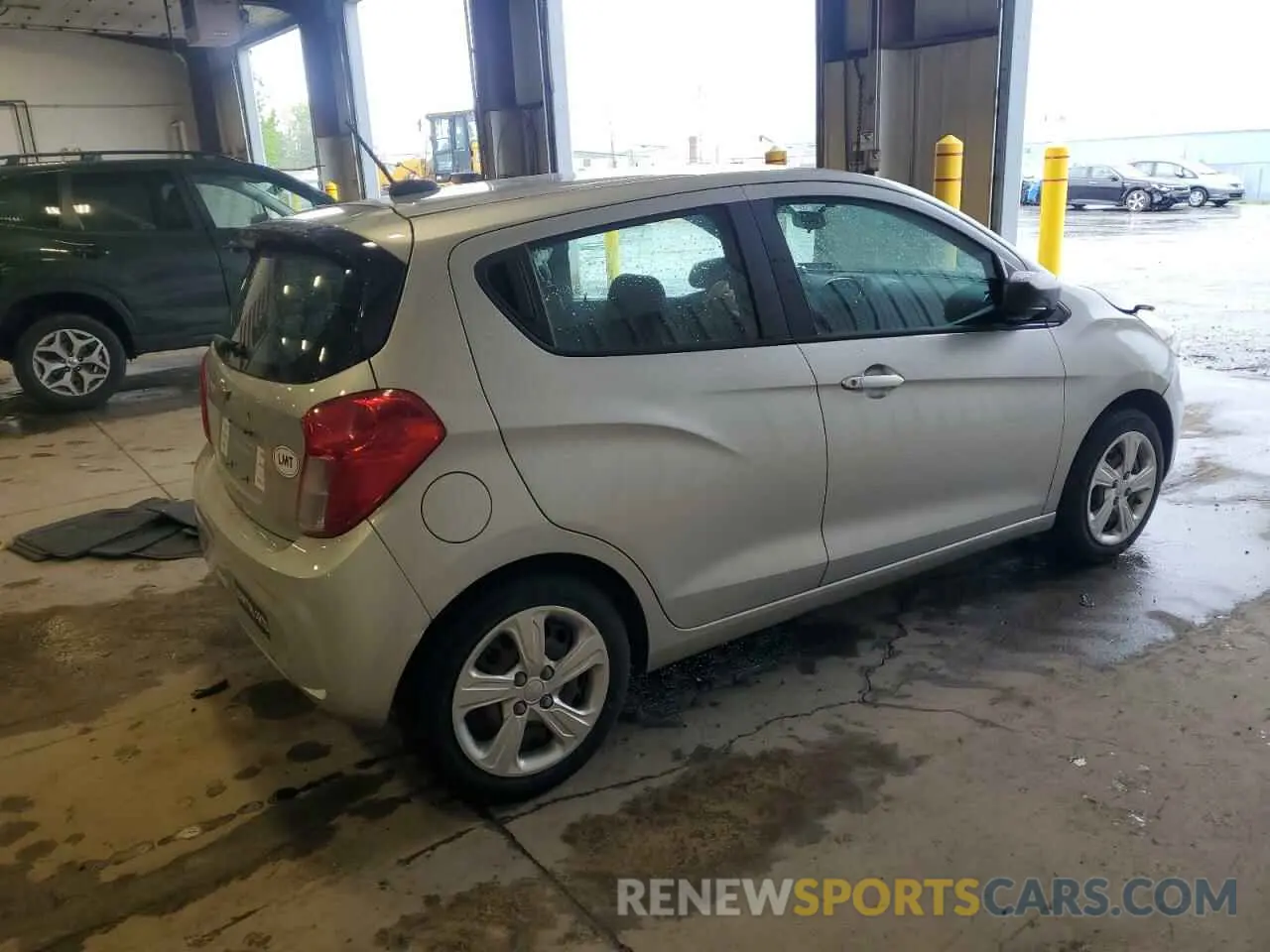 3 Photograph of a damaged car KL8CB6SA9LC476940 CHEVROLET SPARK 2020