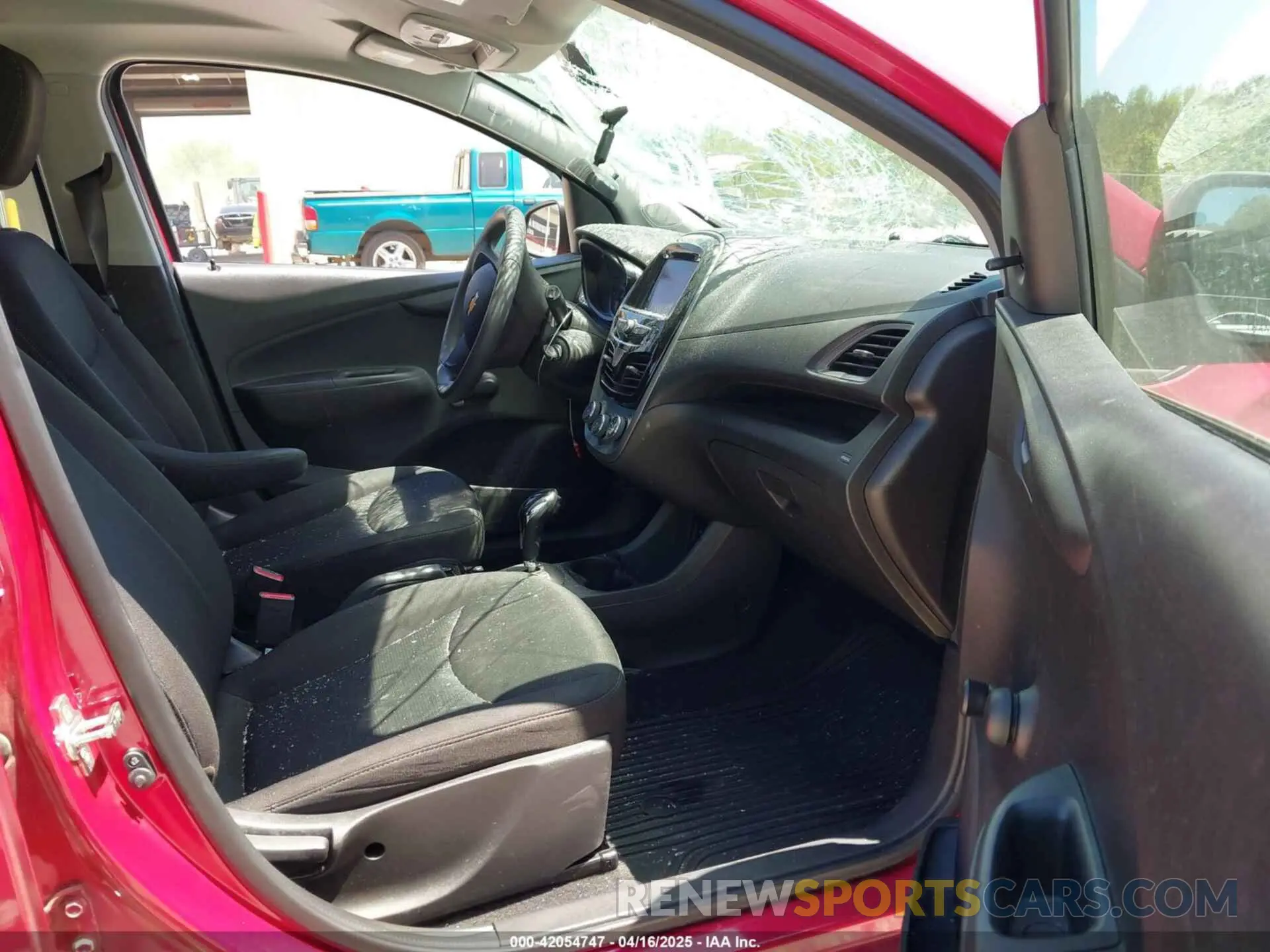 5 Photograph of a damaged car KL8CB6SAXLC418092 CHEVROLET SPARK 2020