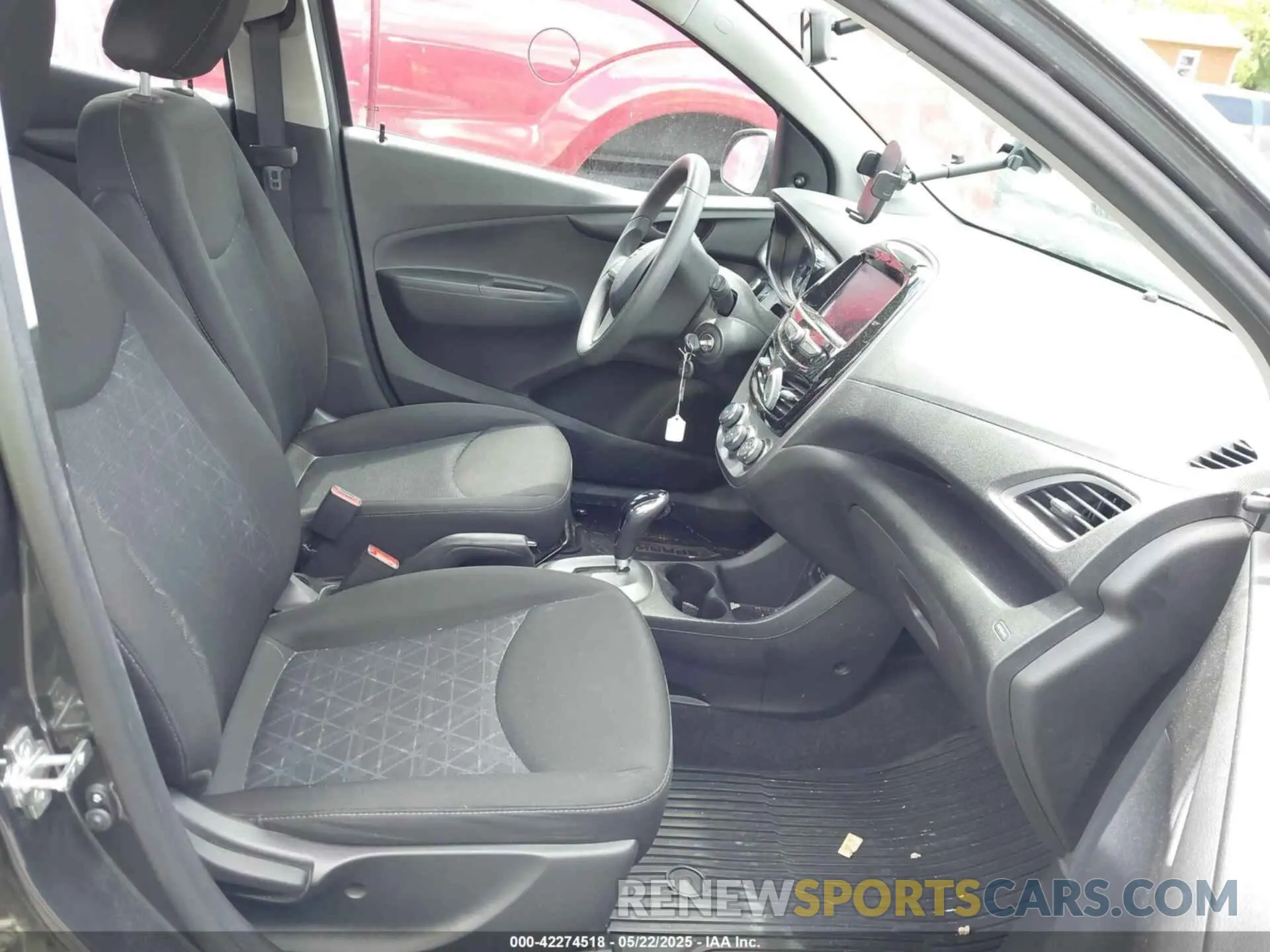 5 Photograph of a damaged car KL8CB6SAXLC460293 CHEVROLET SPARK 2020