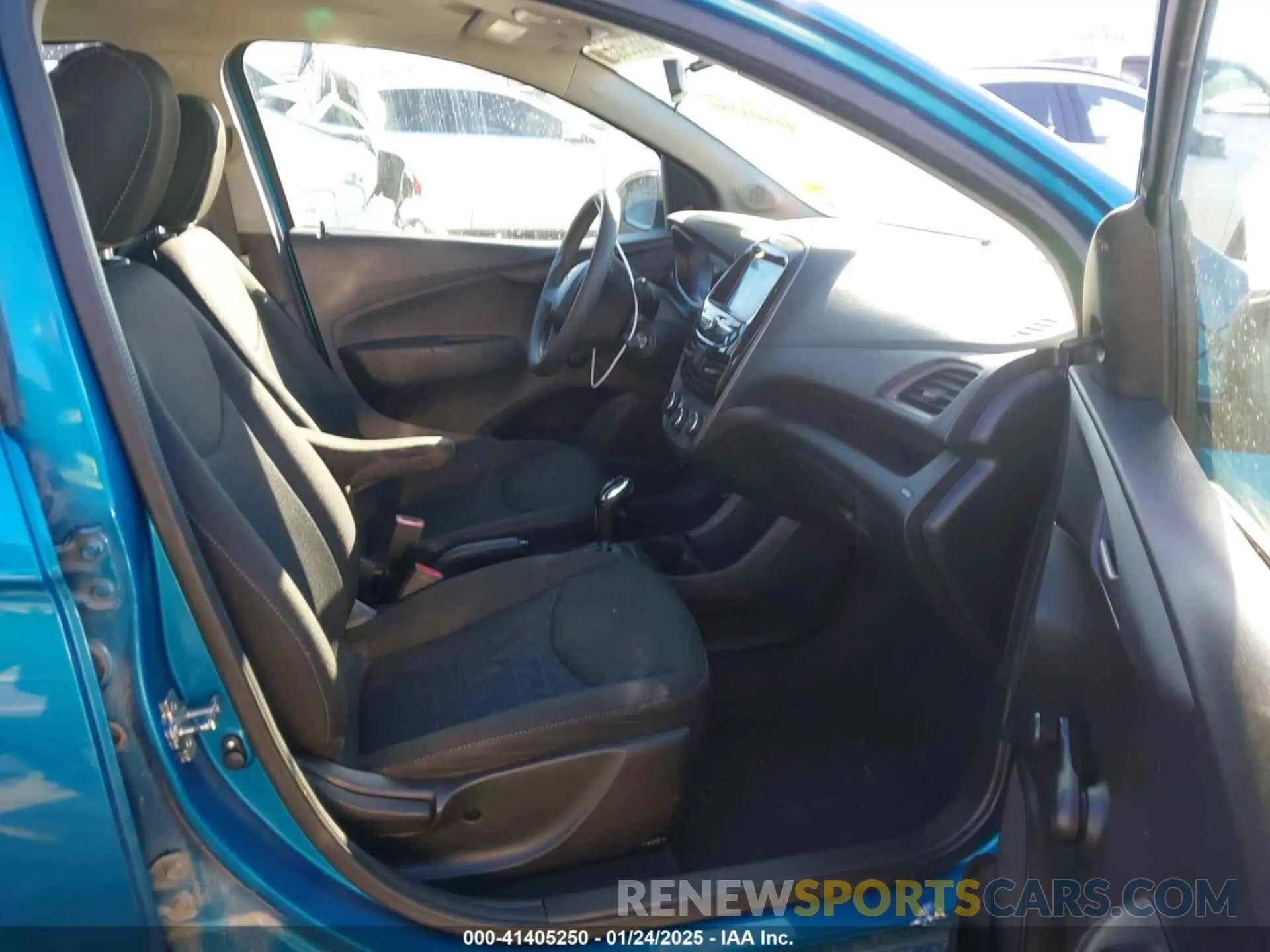5 Photograph of a damaged car KL8CB6SAXLC463274 CHEVROLET SPARK 2020
