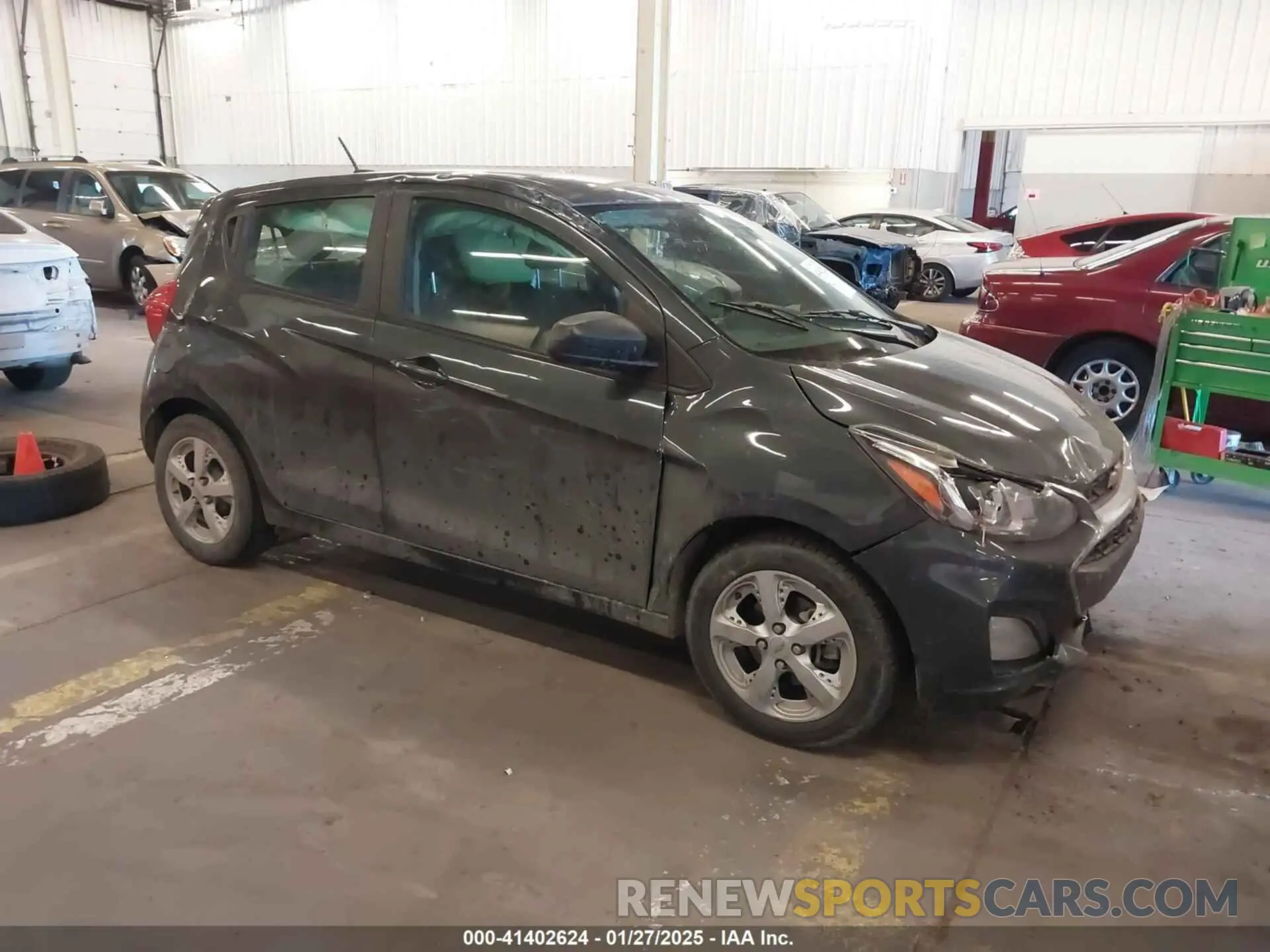 1 Photograph of a damaged car KL8CB6SAXLC468460 CHEVROLET SPARK 2020