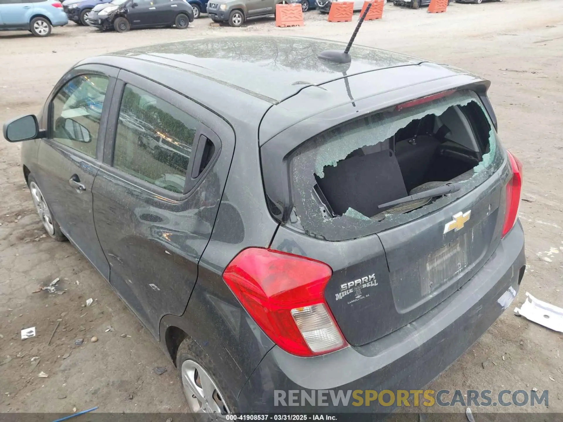 3 Photograph of a damaged car KL8CB6SAXLC480317 CHEVROLET SPARK 2020
