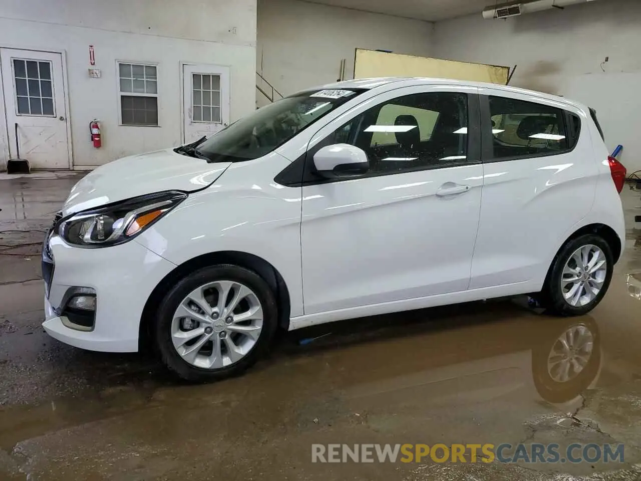 1 Photograph of a damaged car KL8CD6SA0LC447286 CHEVROLET SPARK 2020