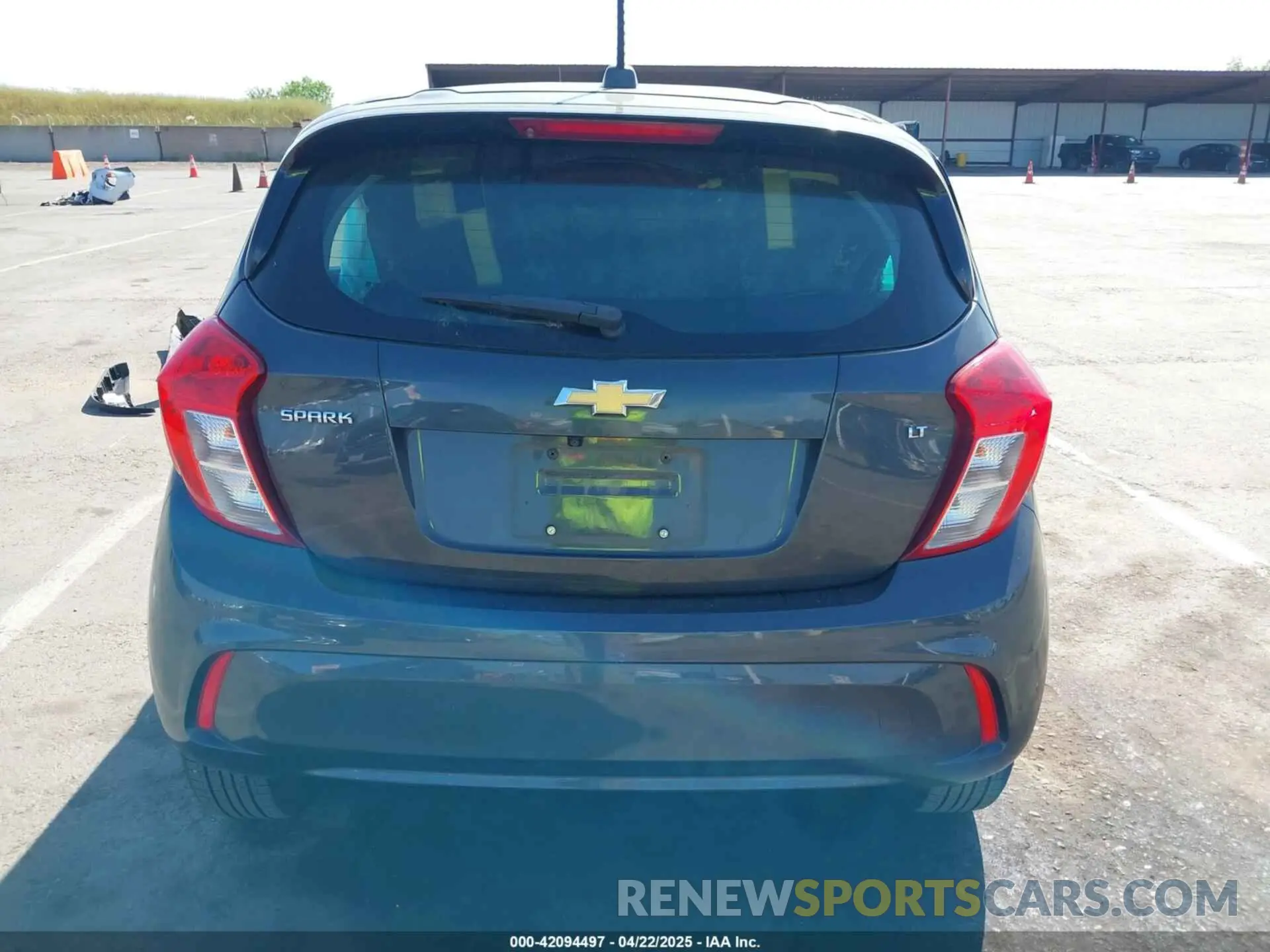 17 Photograph of a damaged car KL8CD6SA0LC447479 CHEVROLET SPARK 2020