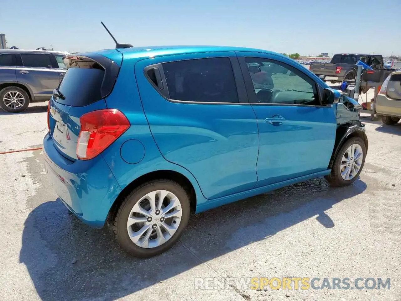 3 Photograph of a damaged car KL8CD6SA0LC461527 CHEVROLET SPARK 2020