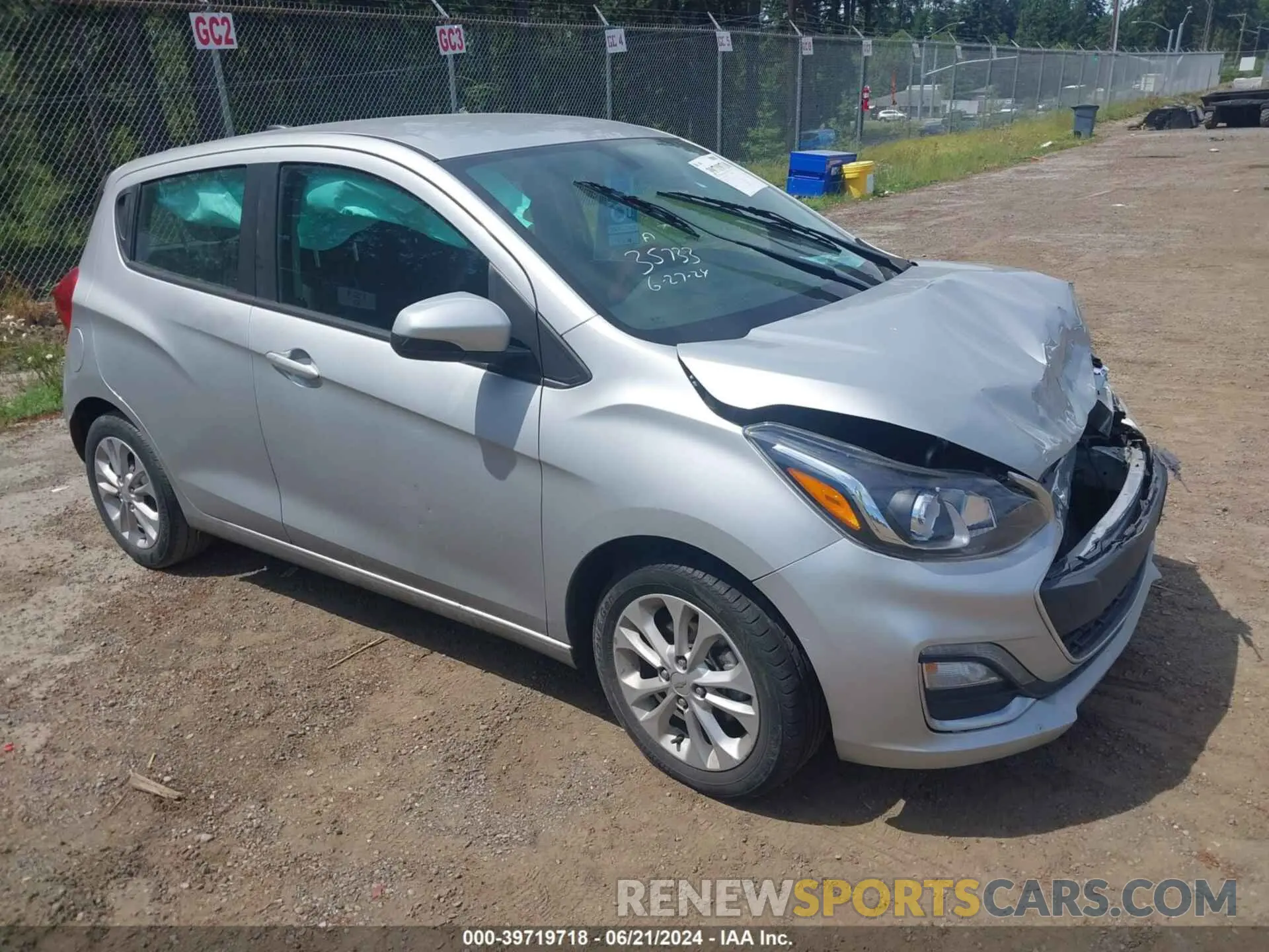 1 Photograph of a damaged car KL8CD6SA1LC442775 CHEVROLET SPARK 2020