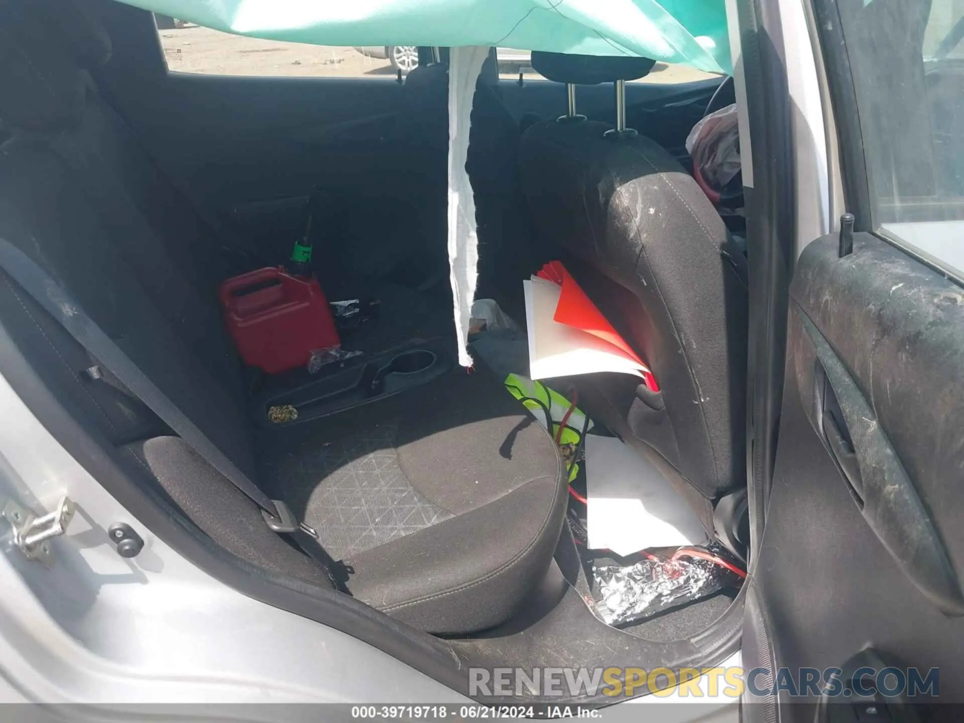 8 Photograph of a damaged car KL8CD6SA1LC442775 CHEVROLET SPARK 2020