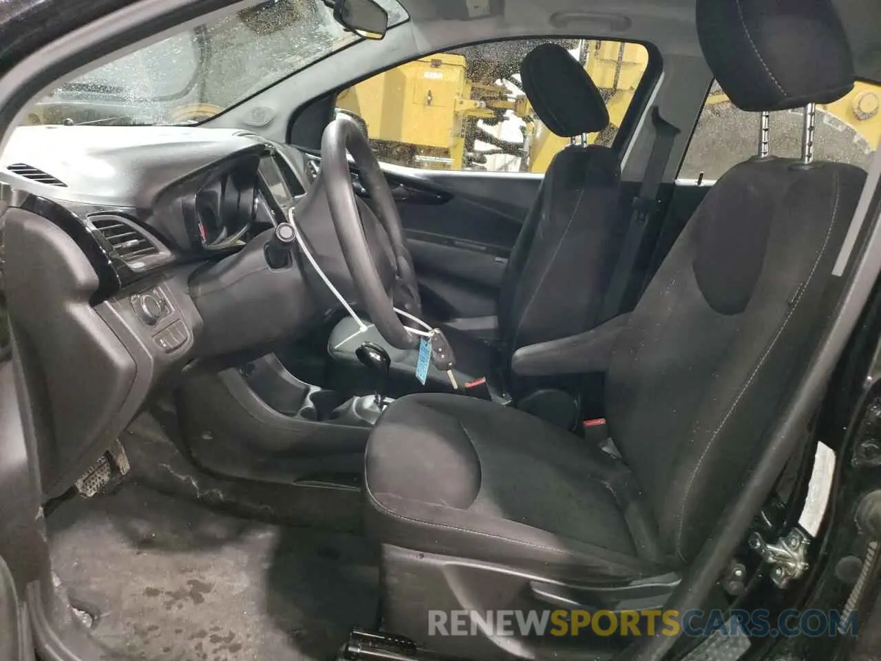 7 Photograph of a damaged car KL8CD6SA1LC445949 CHEVROLET SPARK 2020
