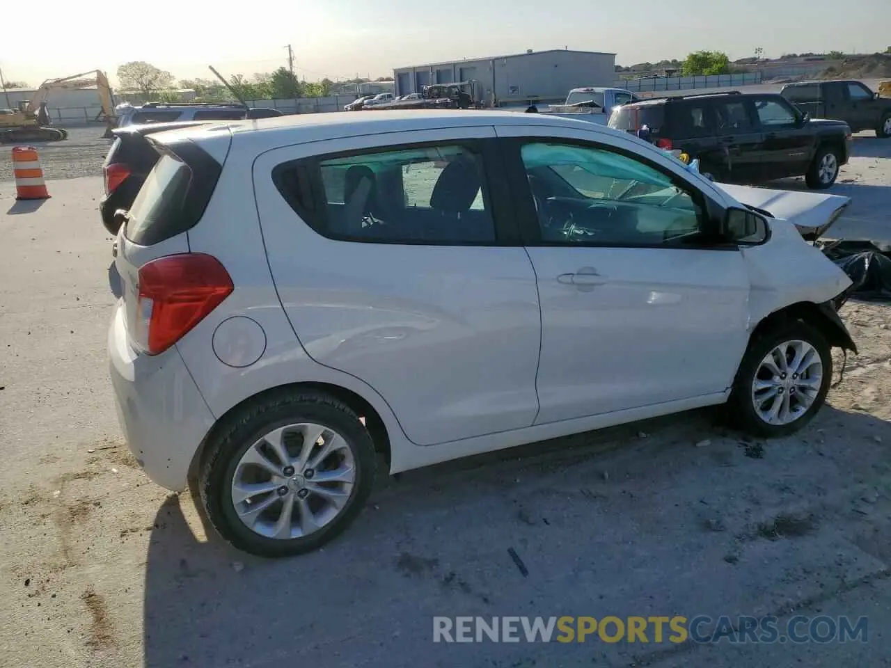 3 Photograph of a damaged car KL8CD6SA1LC451265 CHEVROLET SPARK 2020