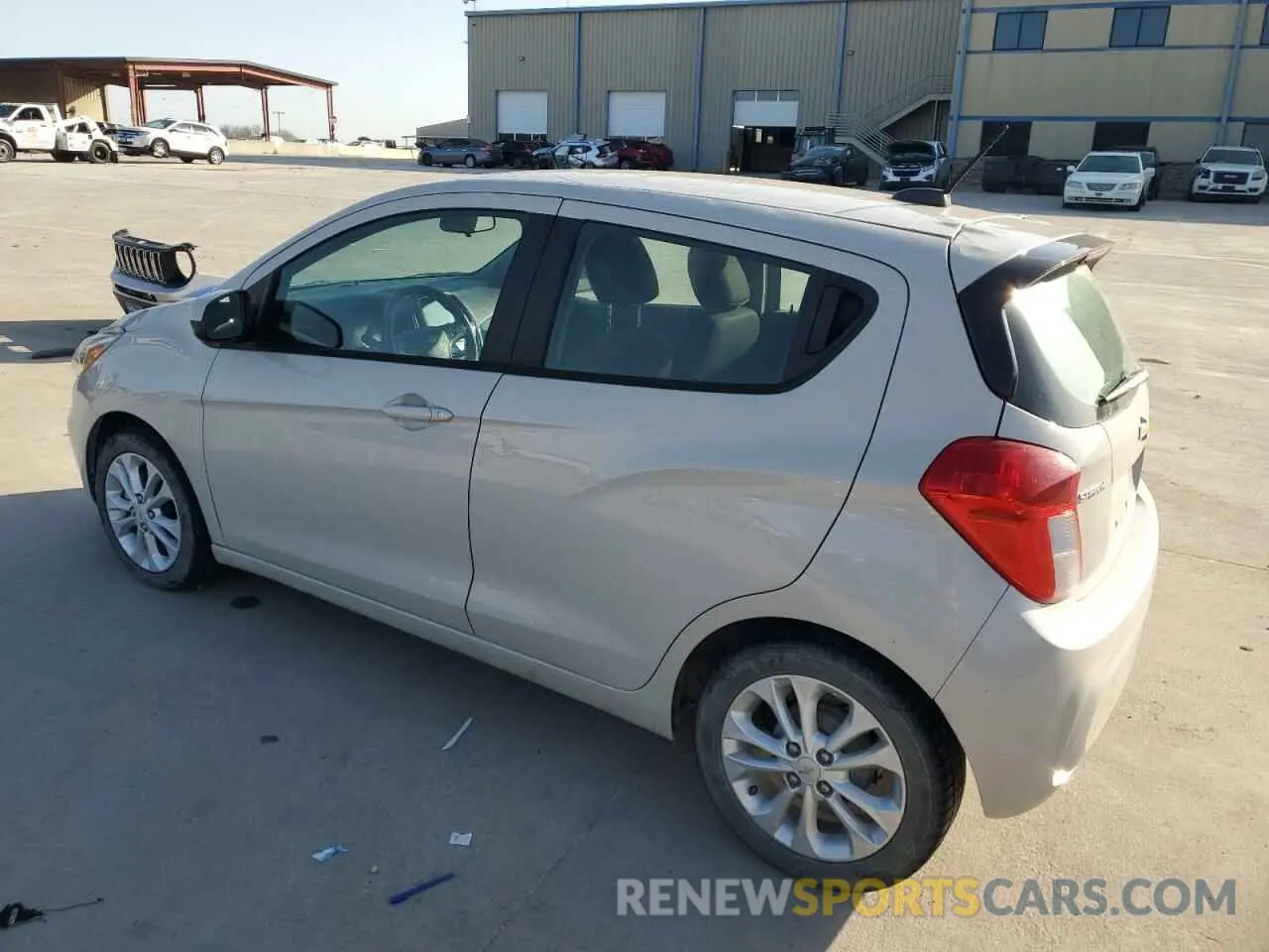 2 Photograph of a damaged car KL8CD6SA1LC451976 CHEVROLET SPARK 2020