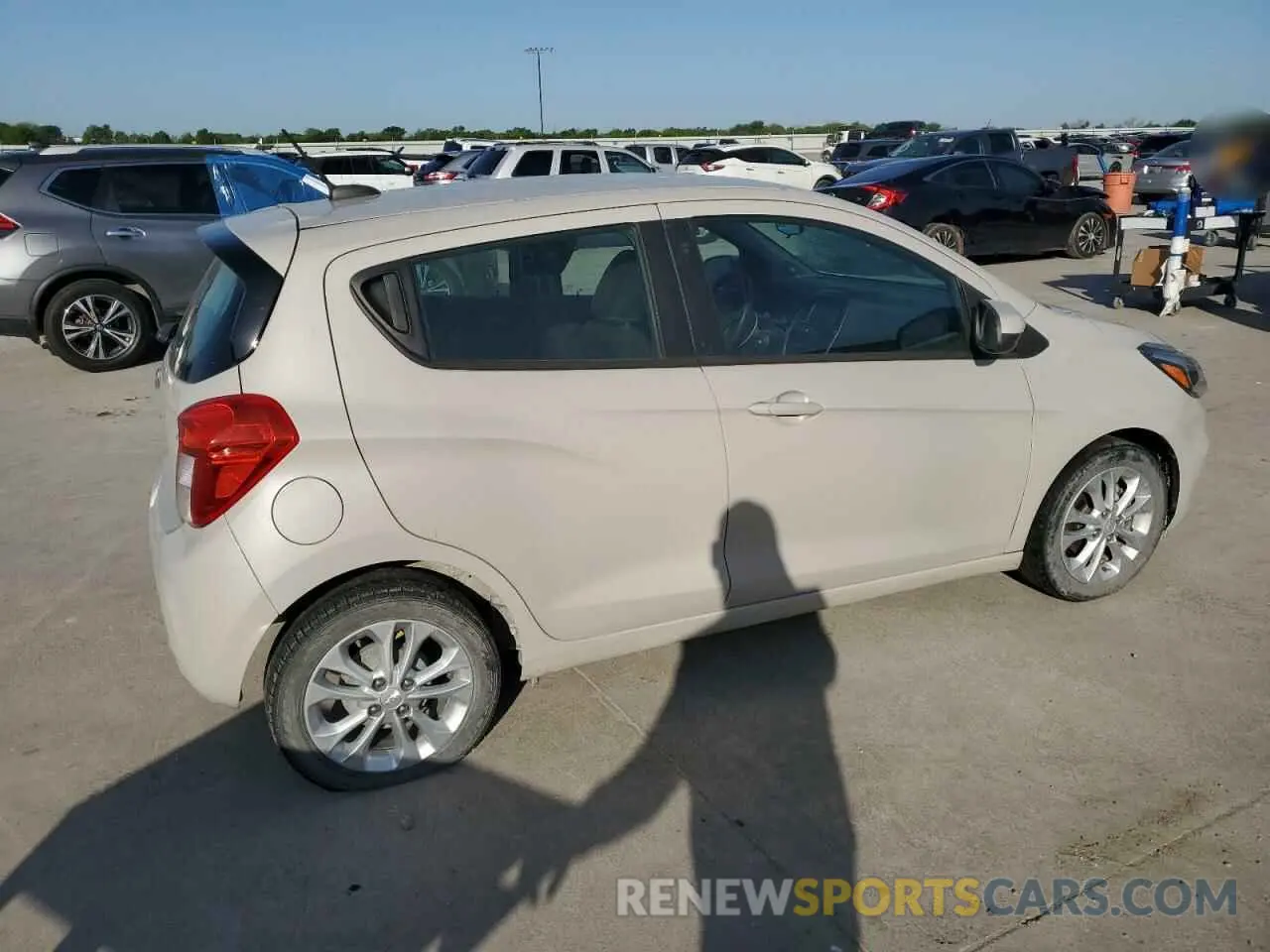 3 Photograph of a damaged car KL8CD6SA1LC451976 CHEVROLET SPARK 2020
