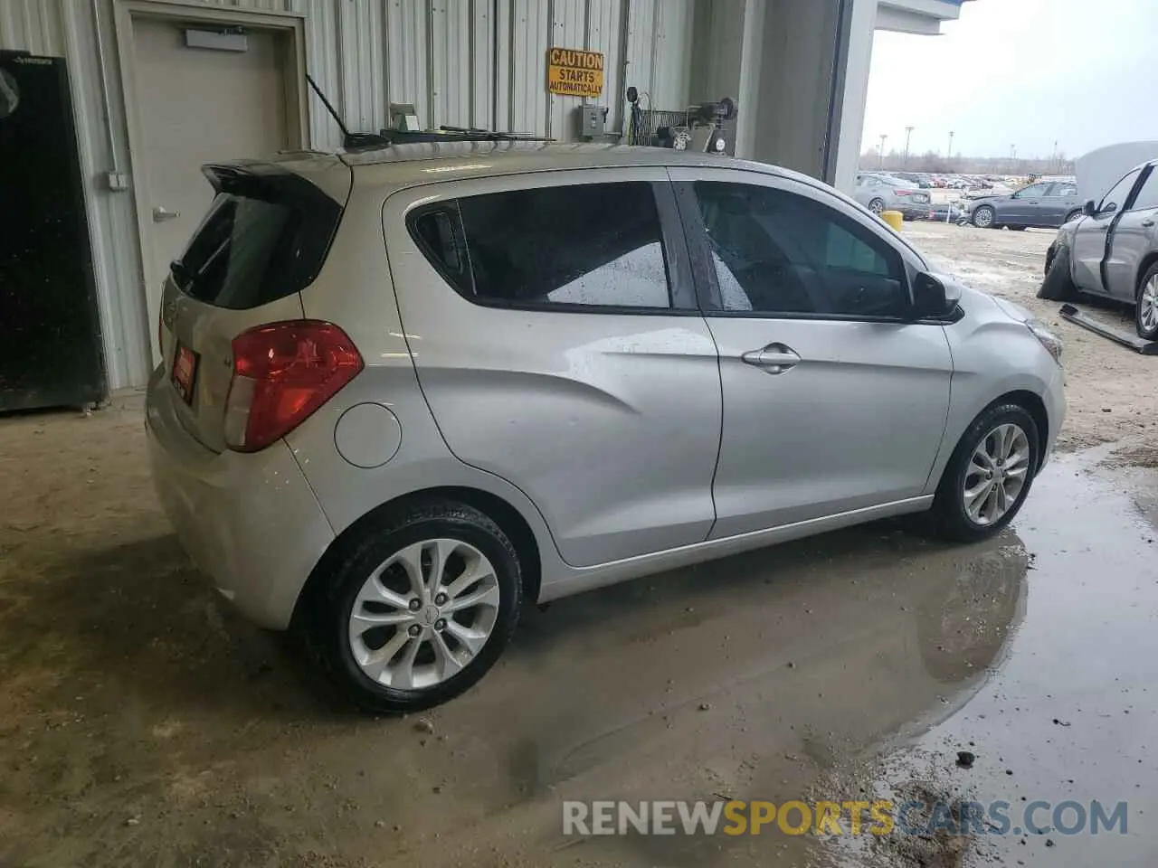 3 Photograph of a damaged car KL8CD6SA1LC468065 CHEVROLET SPARK 2020