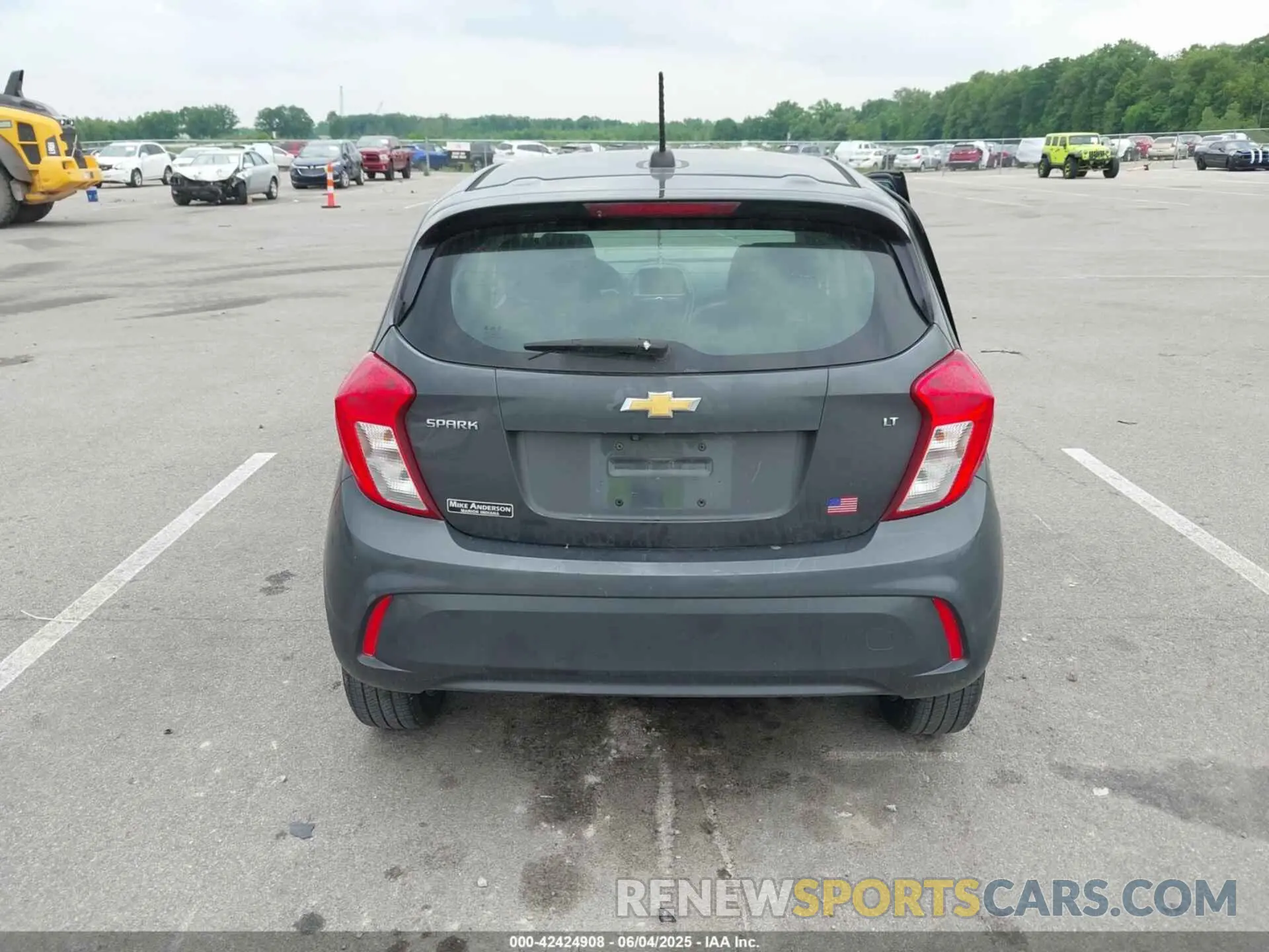 16 Photograph of a damaged car KL8CD6SA2LC419912 CHEVROLET SPARK 2020