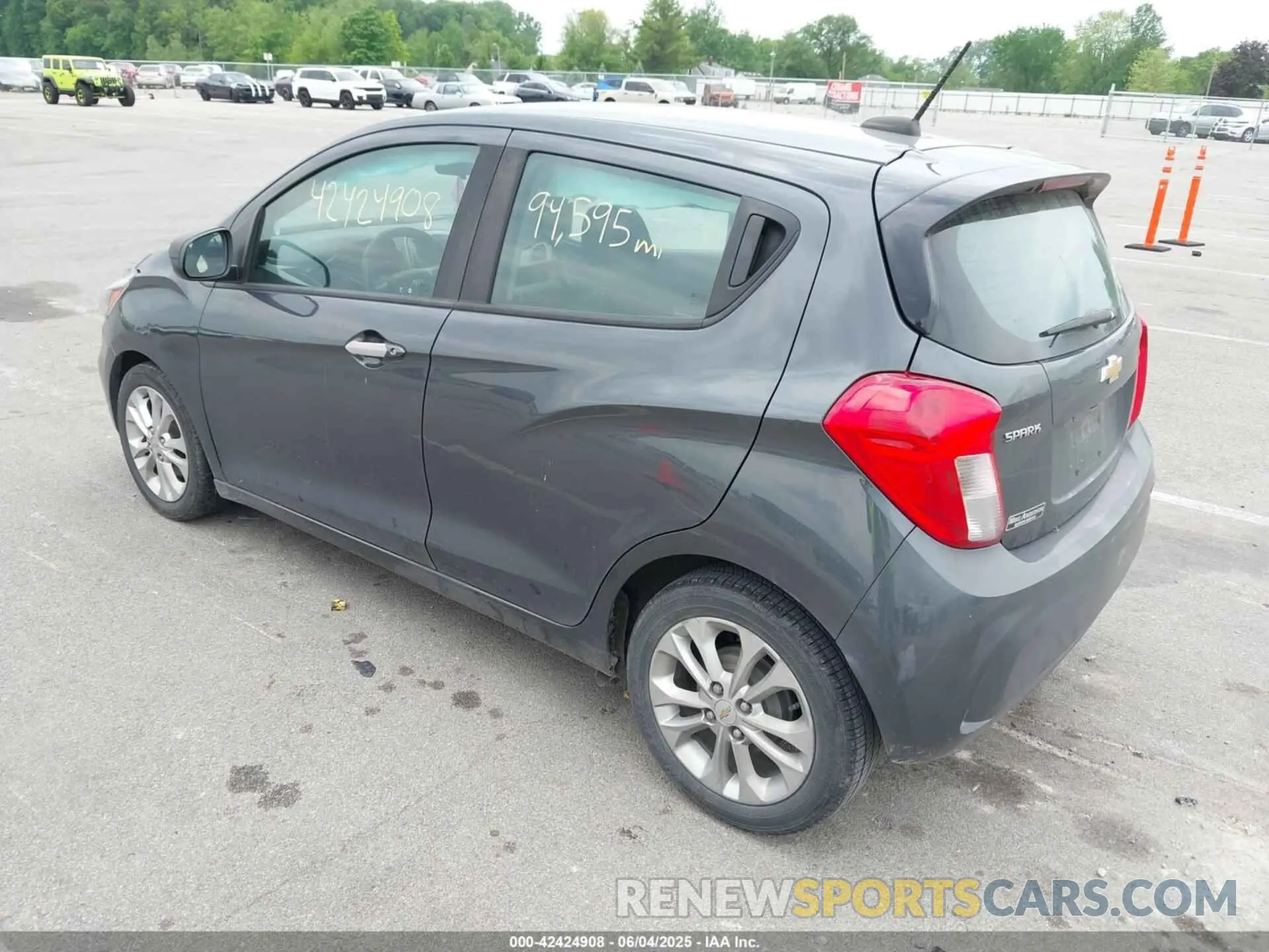 3 Photograph of a damaged car KL8CD6SA2LC419912 CHEVROLET SPARK 2020