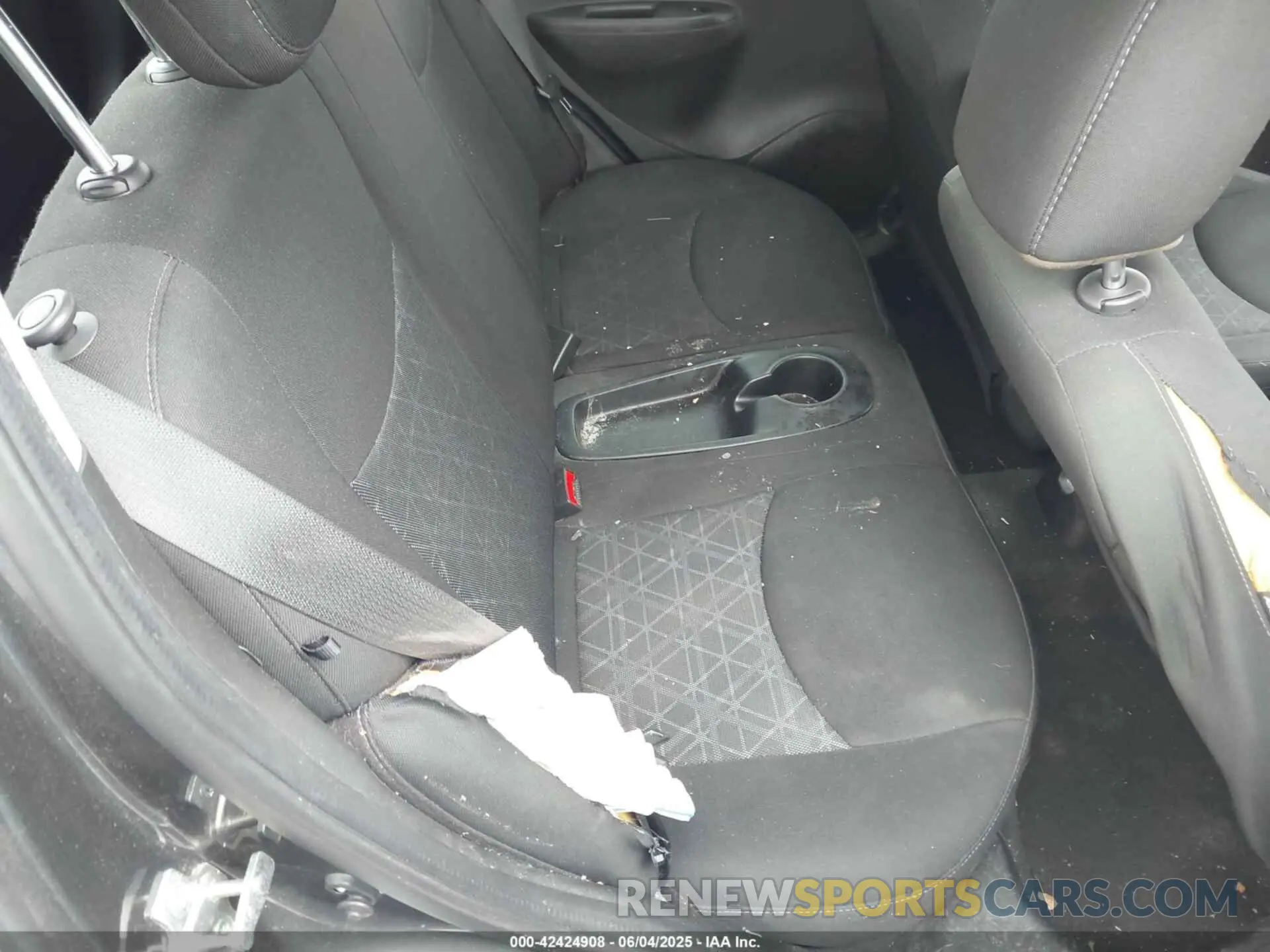 8 Photograph of a damaged car KL8CD6SA2LC419912 CHEVROLET SPARK 2020