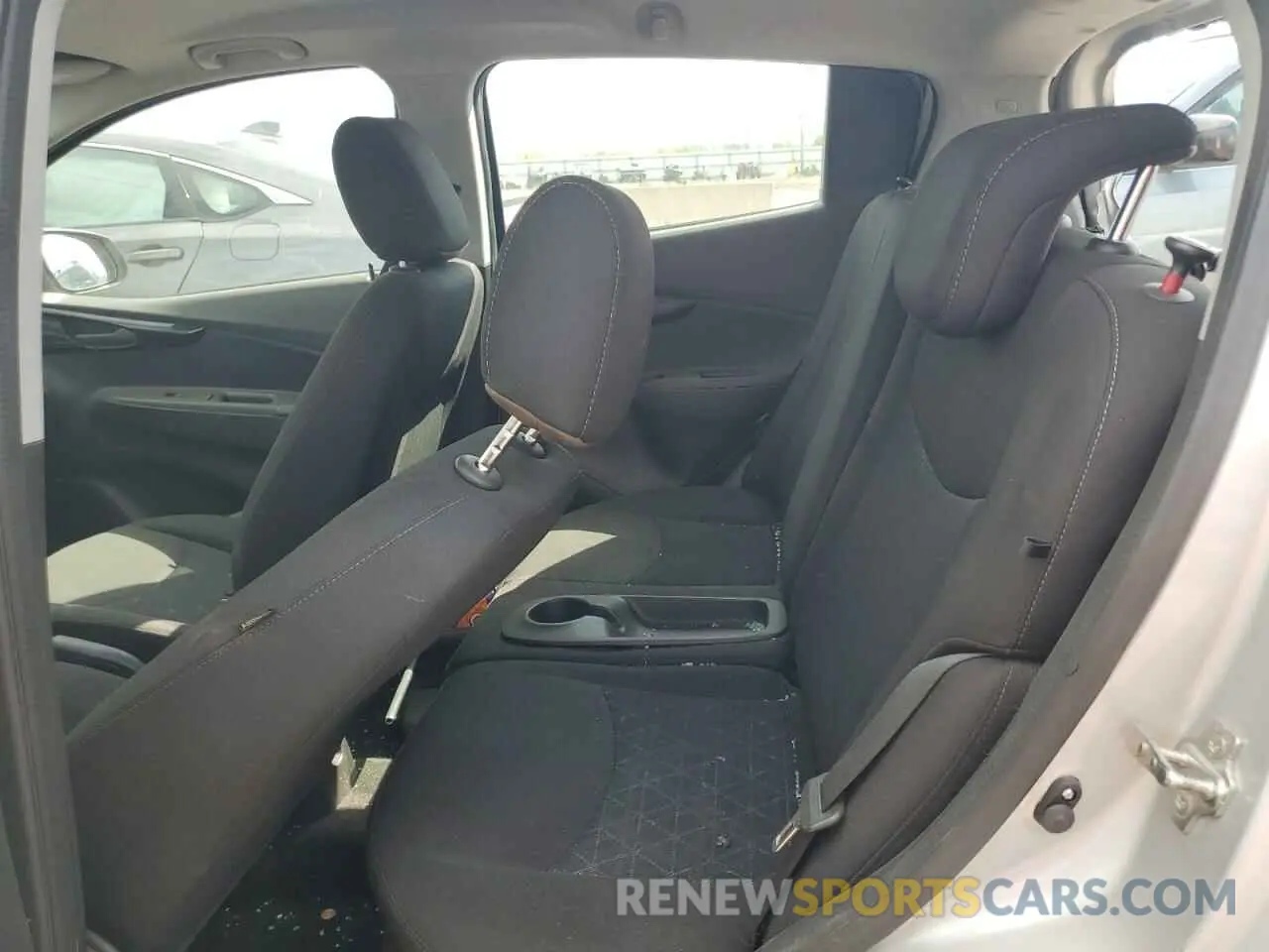 10 Photograph of a damaged car KL8CD6SA2LC459813 CHEVROLET SPARK 2020
