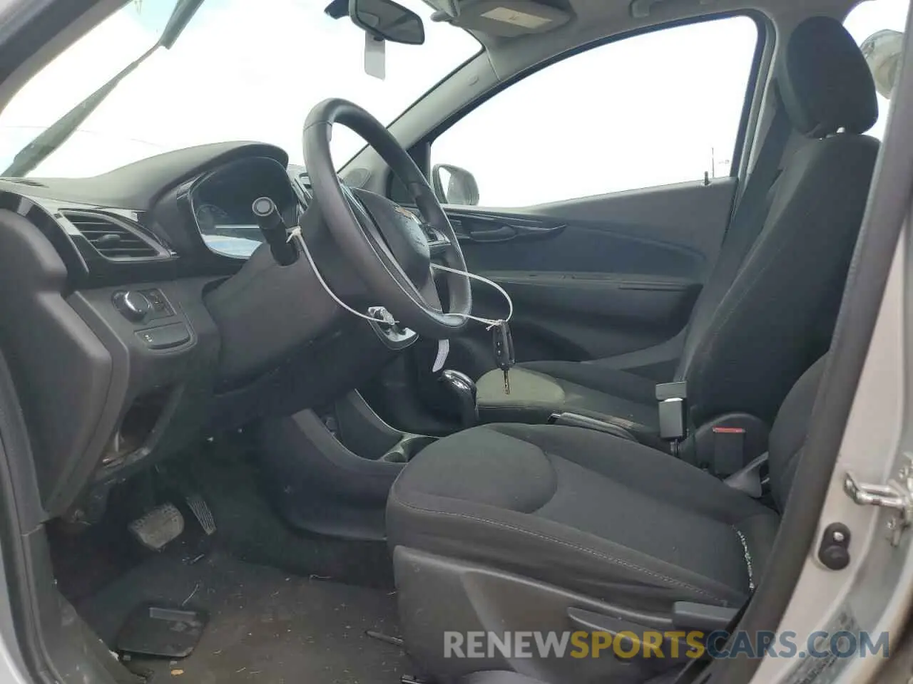 7 Photograph of a damaged car KL8CD6SA2LC459813 CHEVROLET SPARK 2020