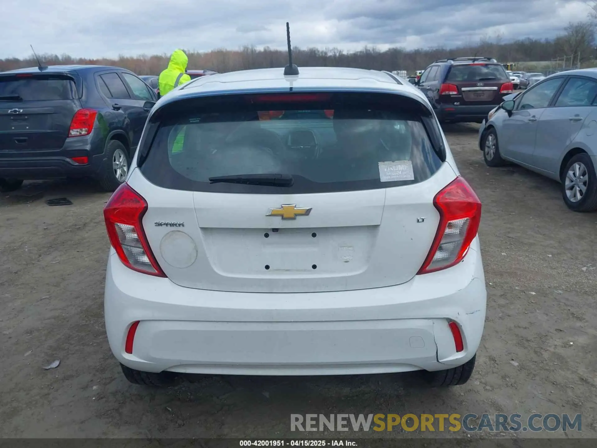 16 Photograph of a damaged car KL8CD6SA3LC447220 CHEVROLET SPARK 2020