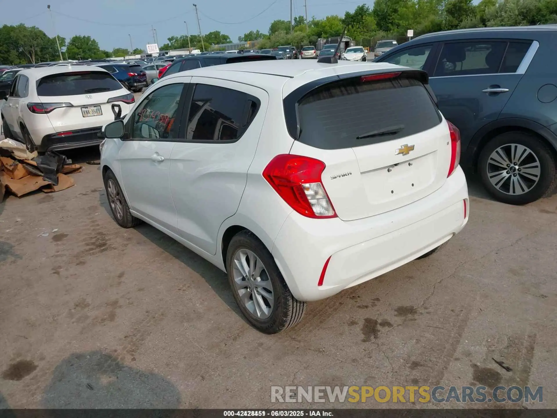 3 Photograph of a damaged car KL8CD6SA4LC447226 CHEVROLET SPARK 2020
