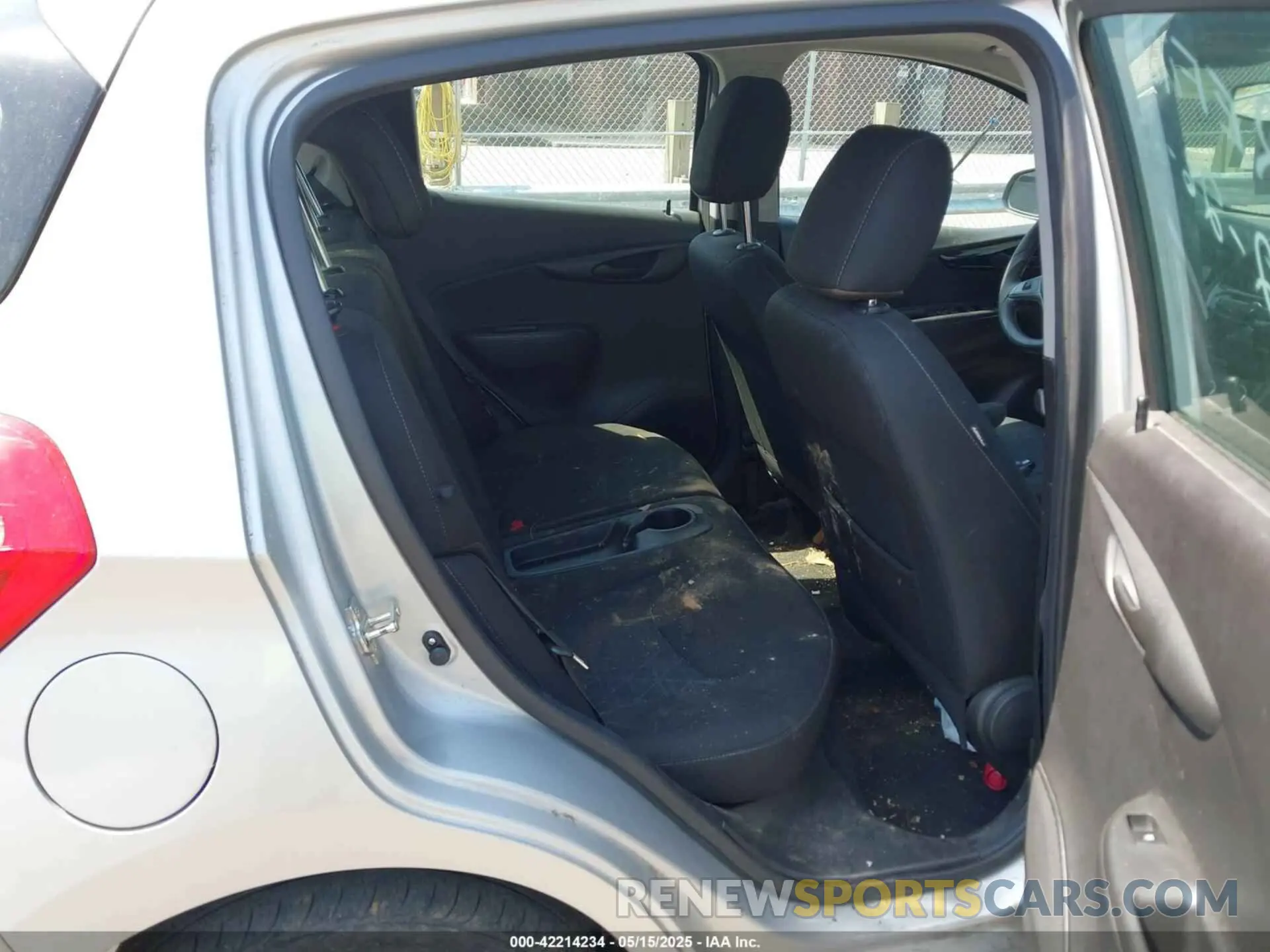8 Photograph of a damaged car KL8CD6SA5LC415627 CHEVROLET SPARK 2020