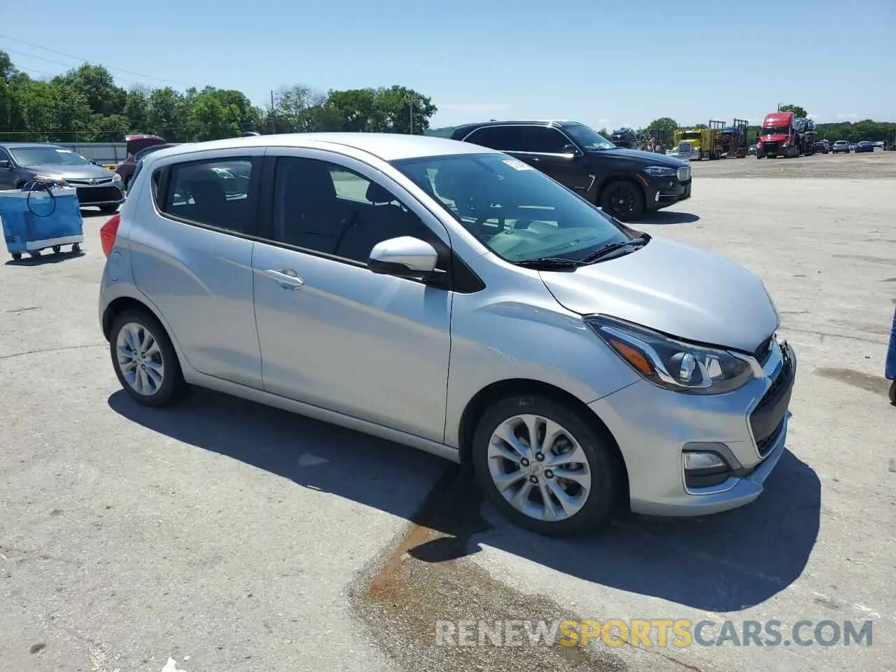 4 Photograph of a damaged car KL8CD6SA5LC421766 CHEVROLET SPARK 2020