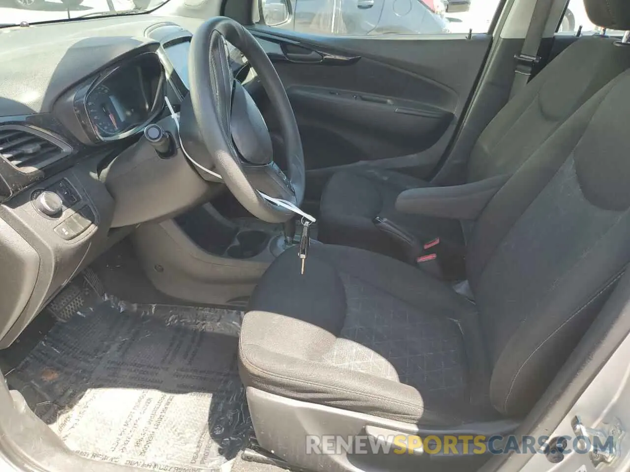 7 Photograph of a damaged car KL8CD6SA5LC421766 CHEVROLET SPARK 2020