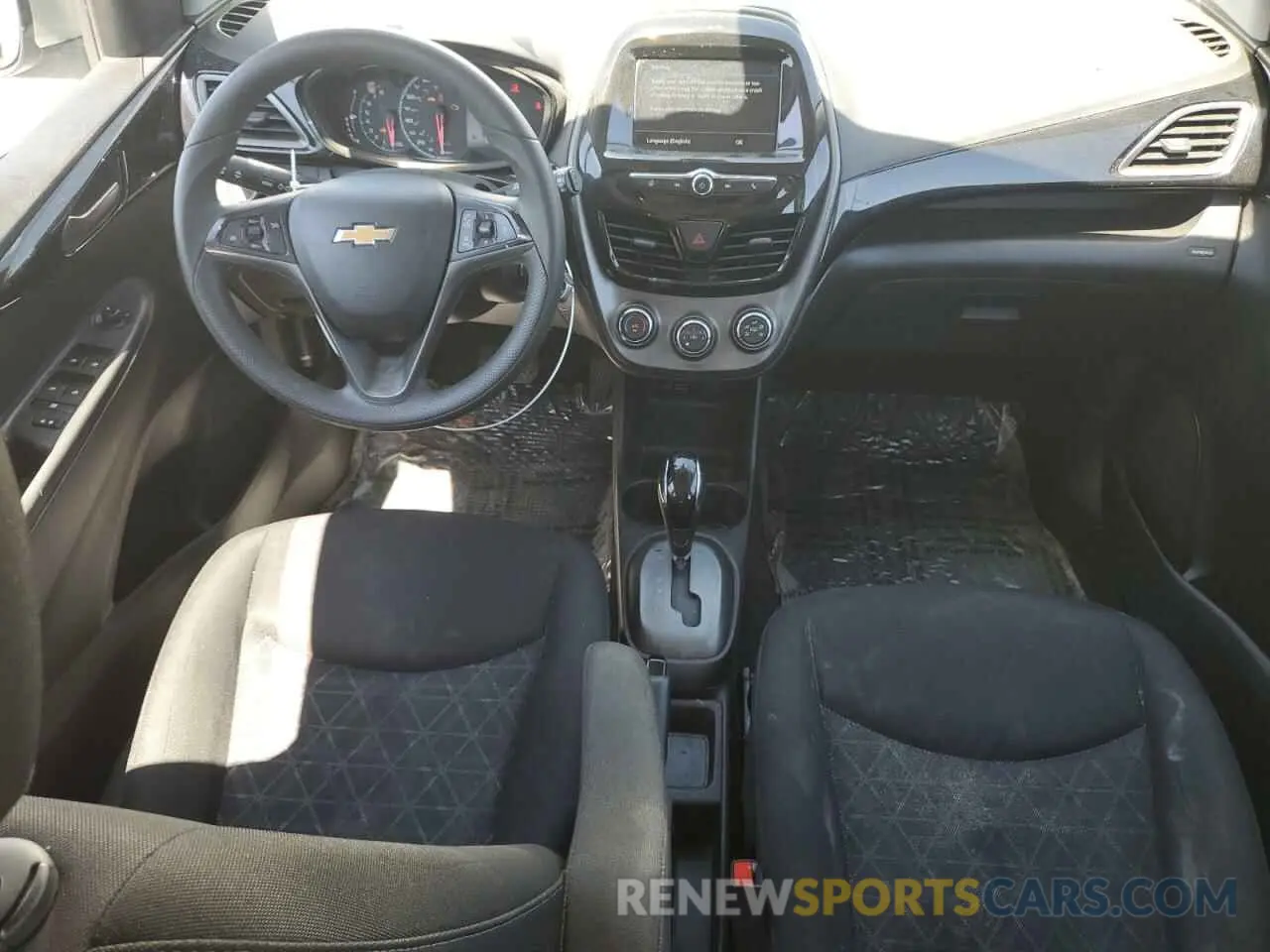 8 Photograph of a damaged car KL8CD6SA5LC421766 CHEVROLET SPARK 2020