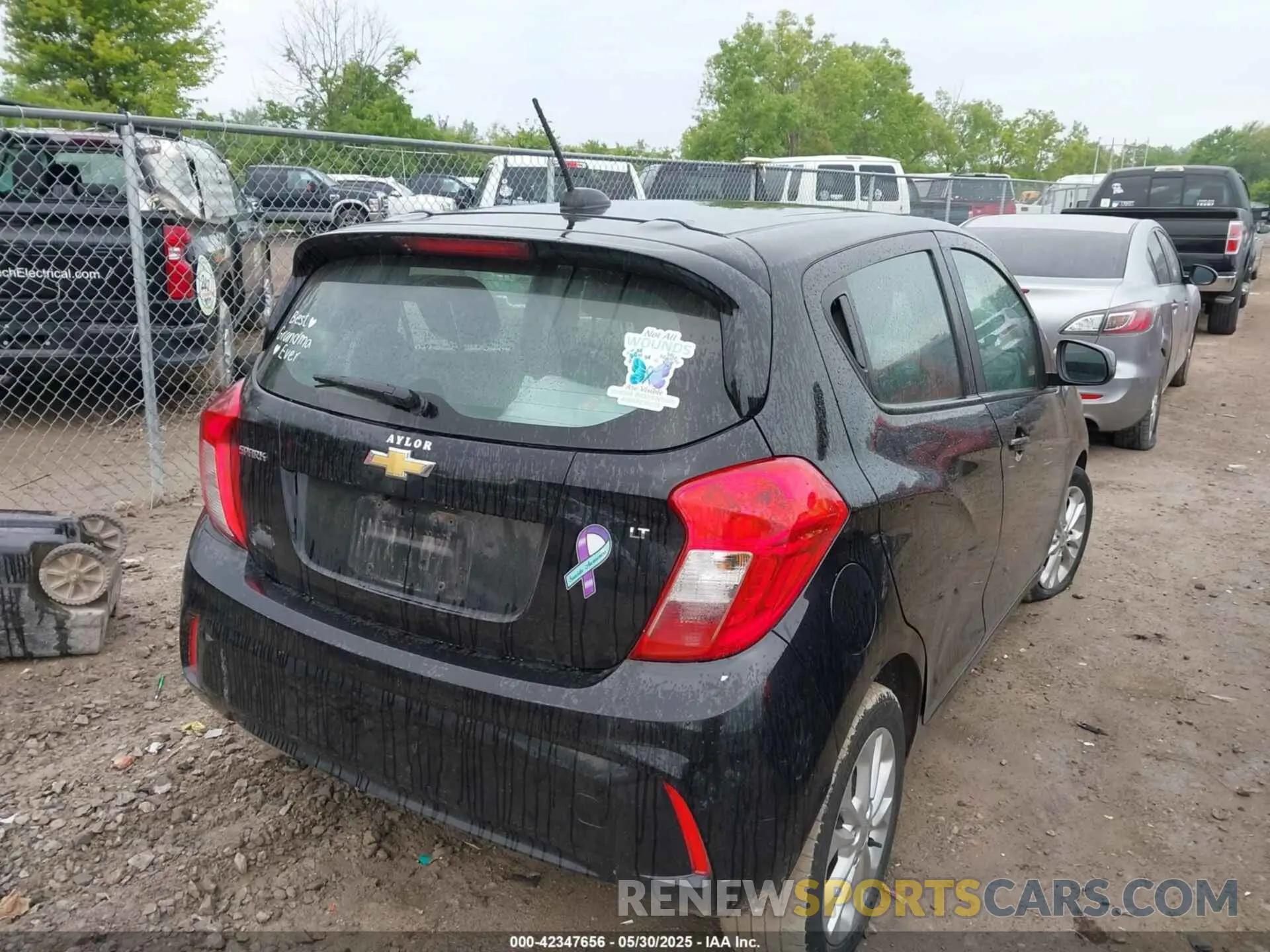 4 Photograph of a damaged car KL8CD6SA5LC450006 CHEVROLET SPARK 2020