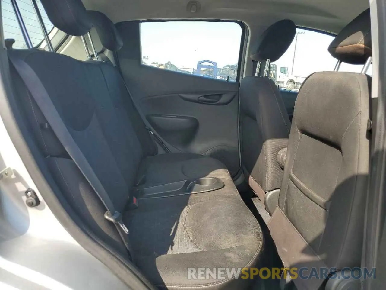10 Photograph of a damaged car KL8CD6SA5LC456338 CHEVROLET SPARK 2020