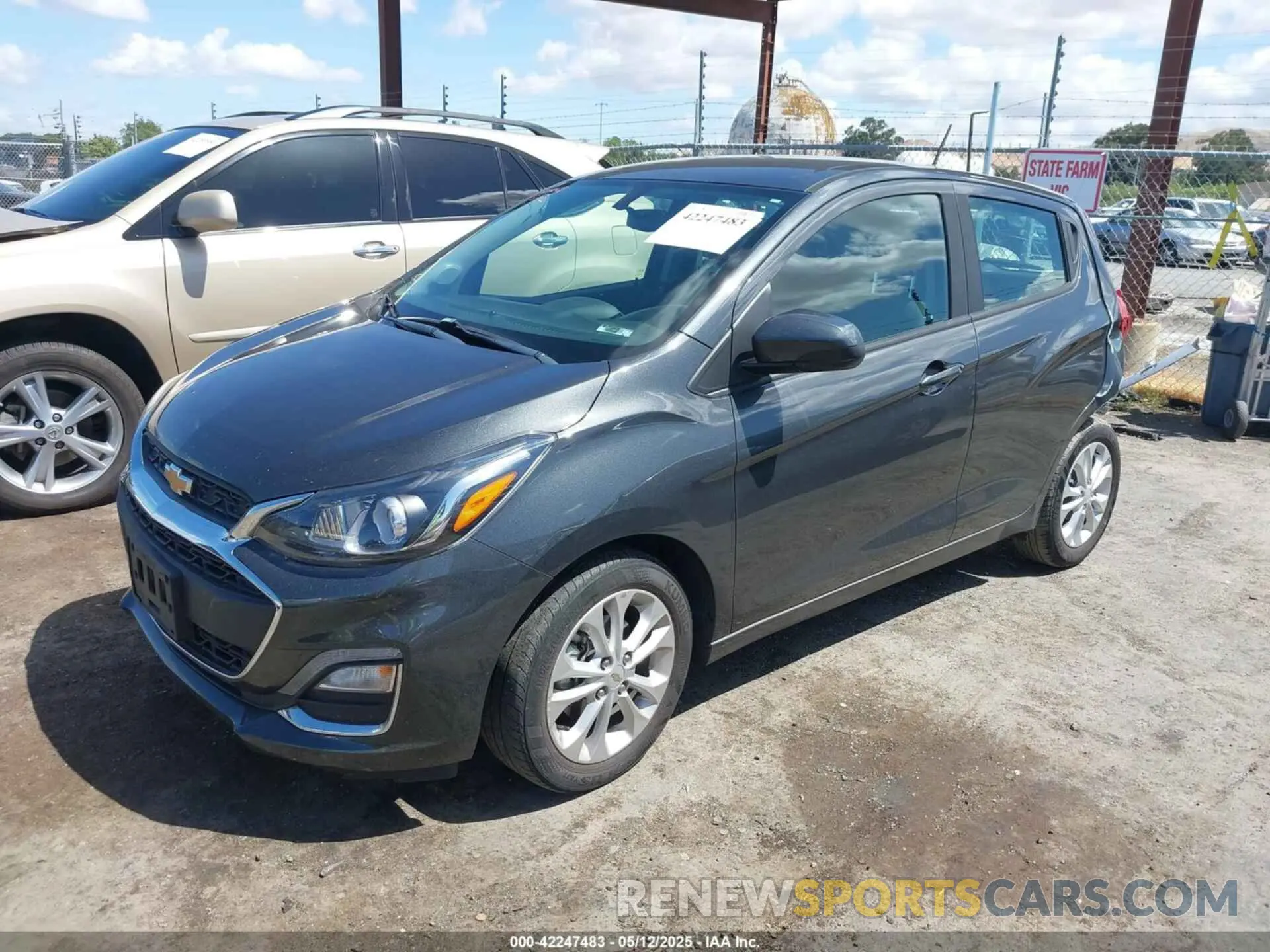 2 Photograph of a damaged car KL8CD6SA5LC475228 CHEVROLET SPARK 2020