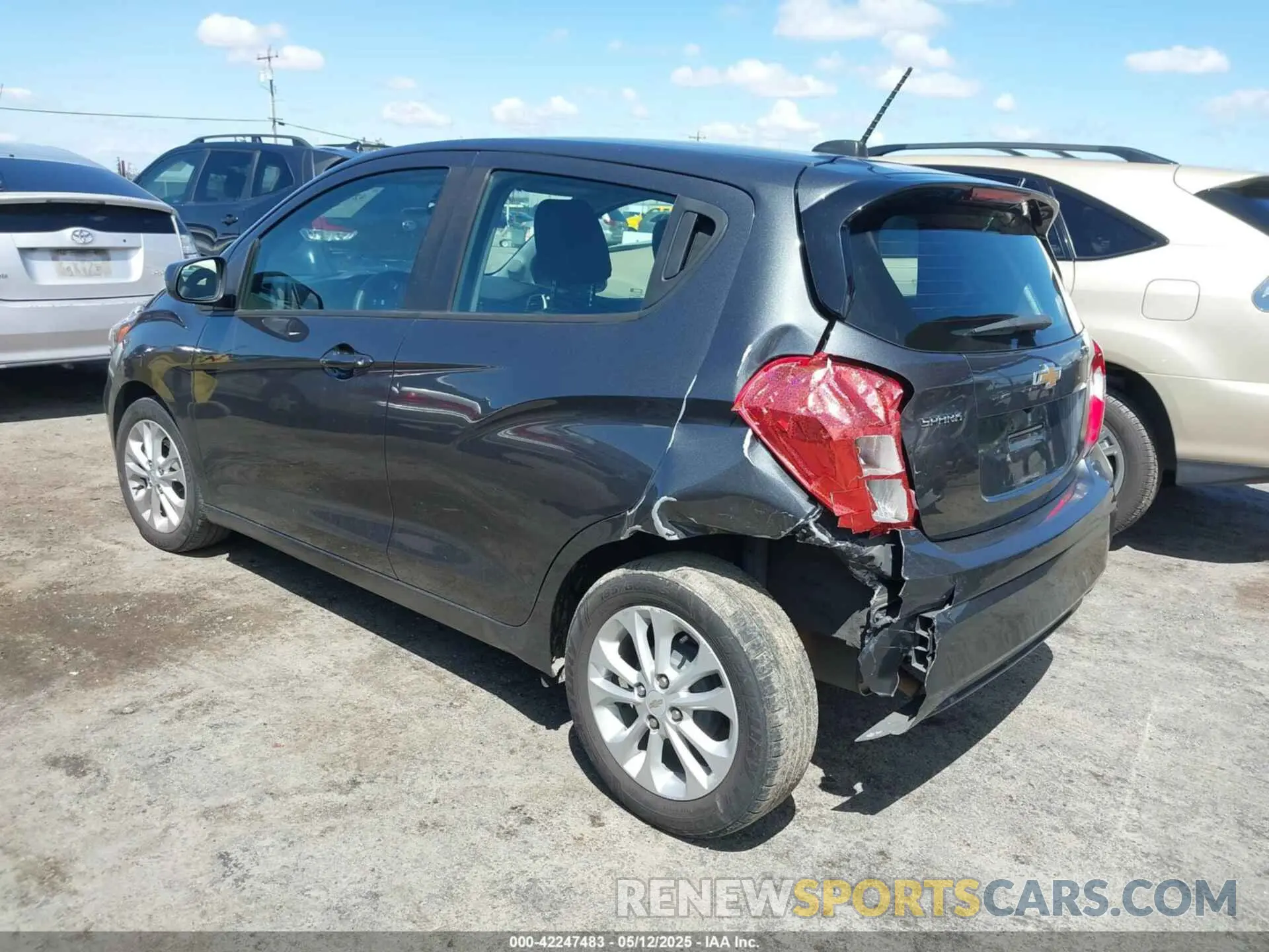 3 Photograph of a damaged car KL8CD6SA5LC475228 CHEVROLET SPARK 2020