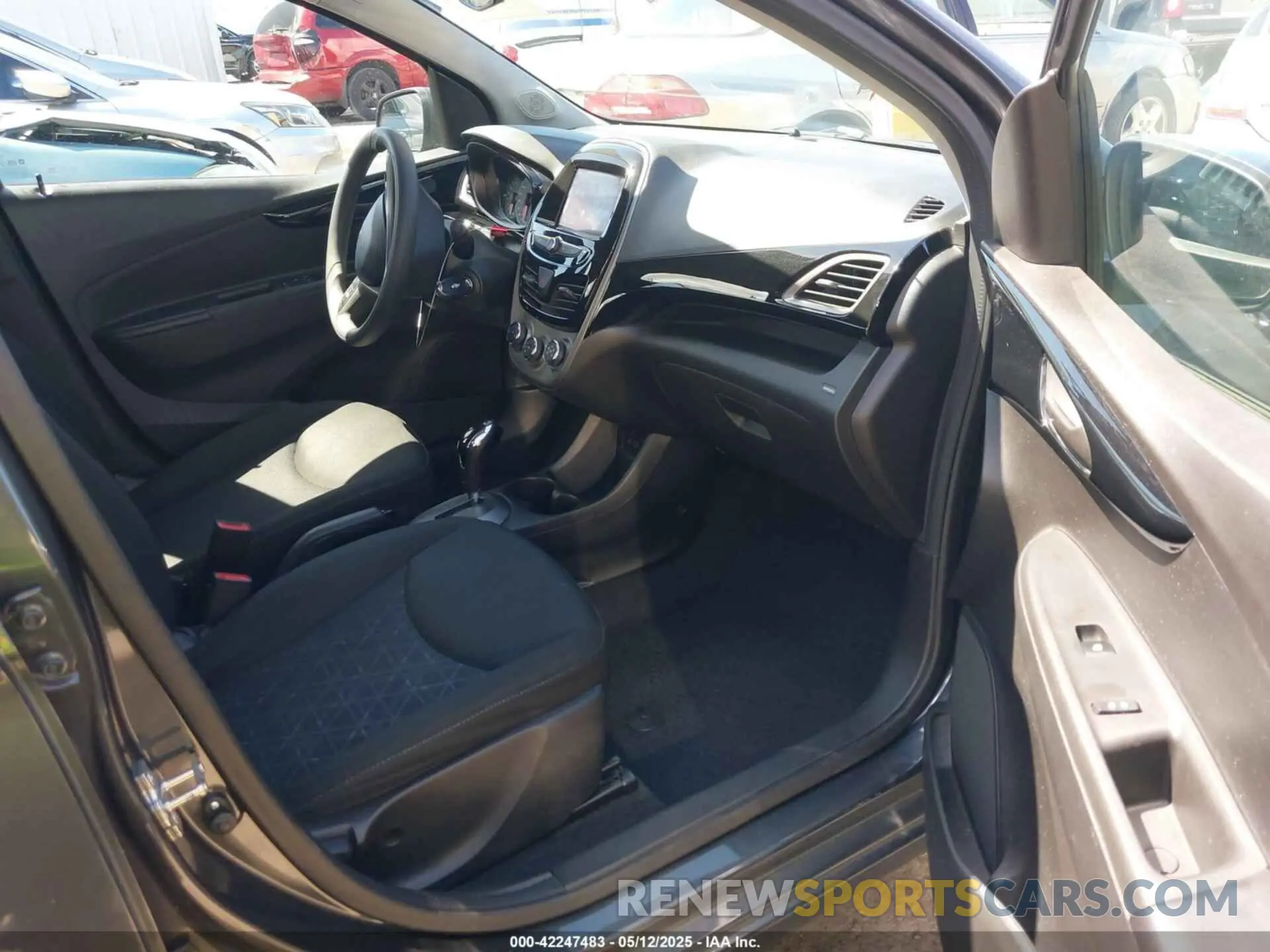 5 Photograph of a damaged car KL8CD6SA5LC475228 CHEVROLET SPARK 2020