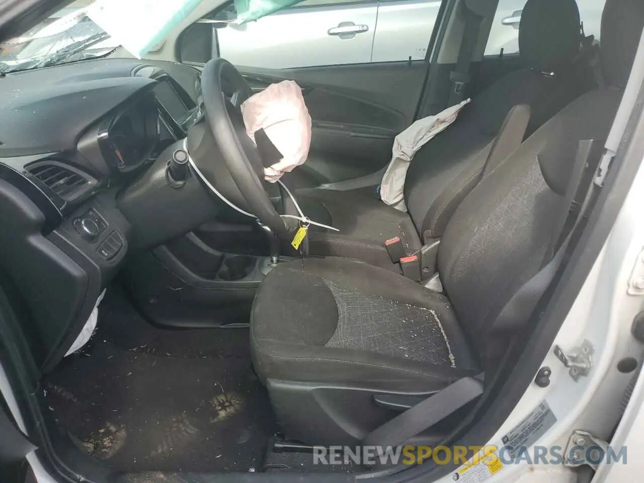 7 Photograph of a damaged car KL8CD6SA5LC475830 CHEVROLET SPARK 2020