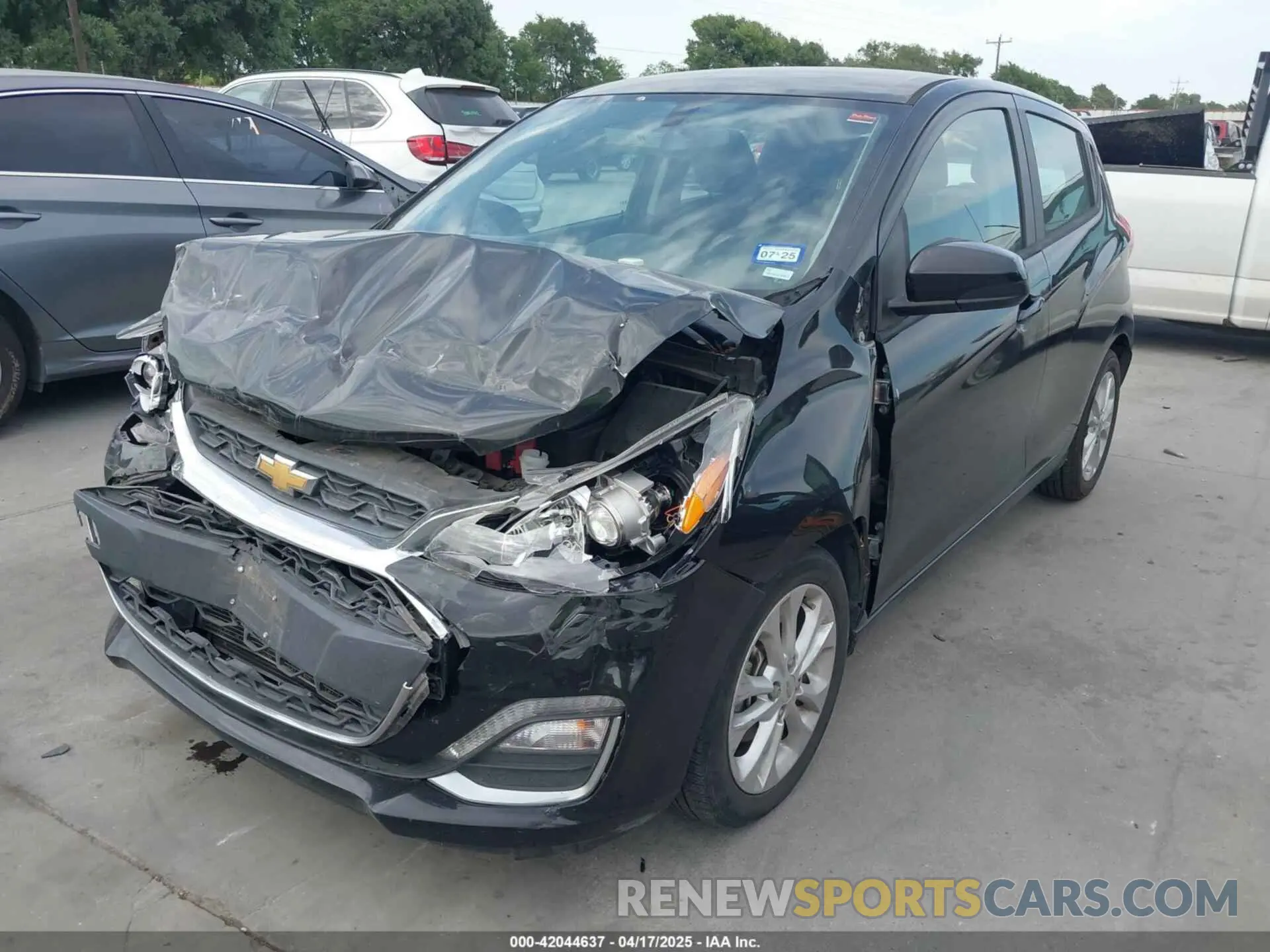 2 Photograph of a damaged car KL8CD6SA7LC417749 CHEVROLET SPARK 2020