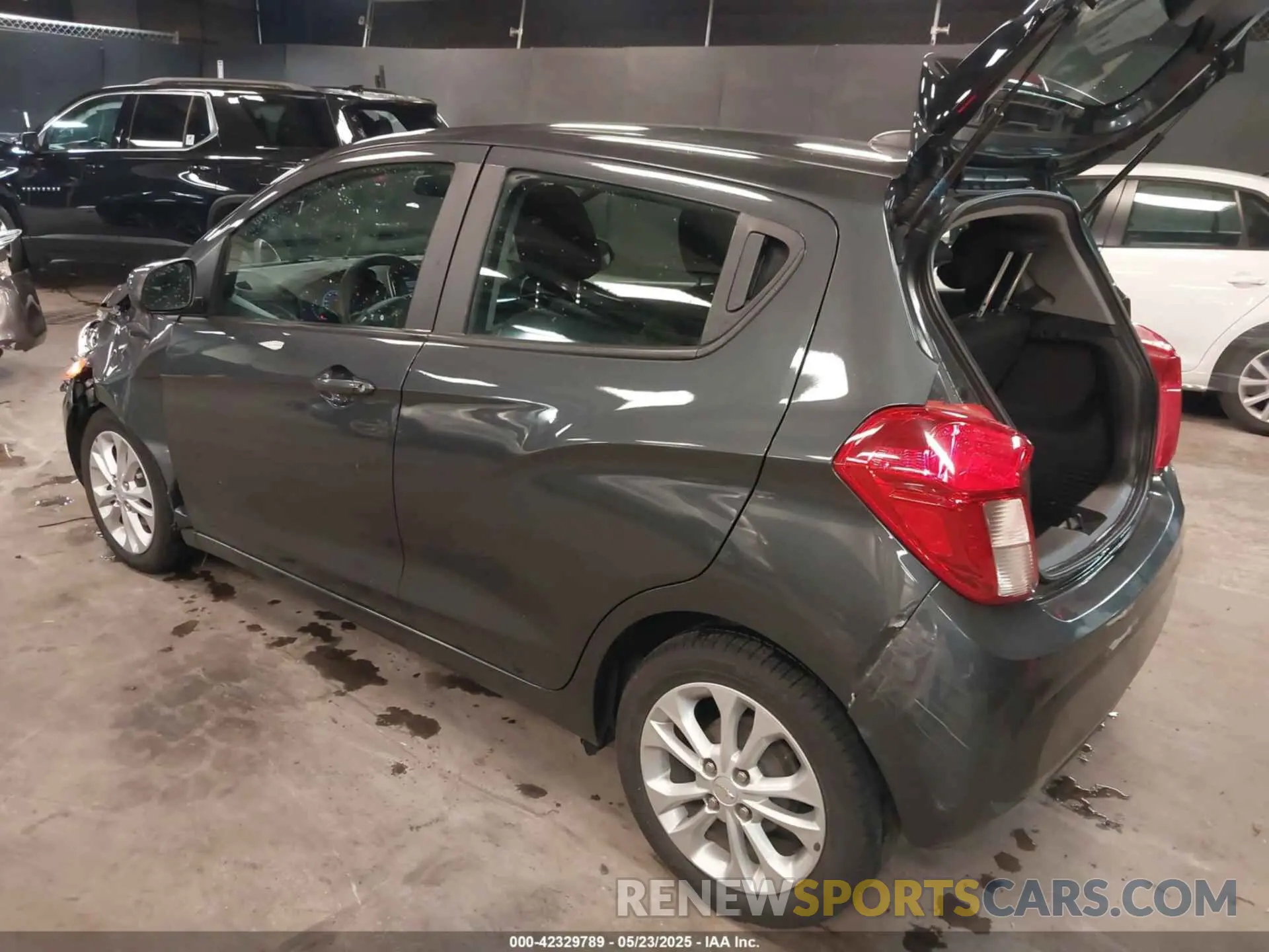 3 Photograph of a damaged car KL8CD6SA7LC478325 CHEVROLET SPARK 2020