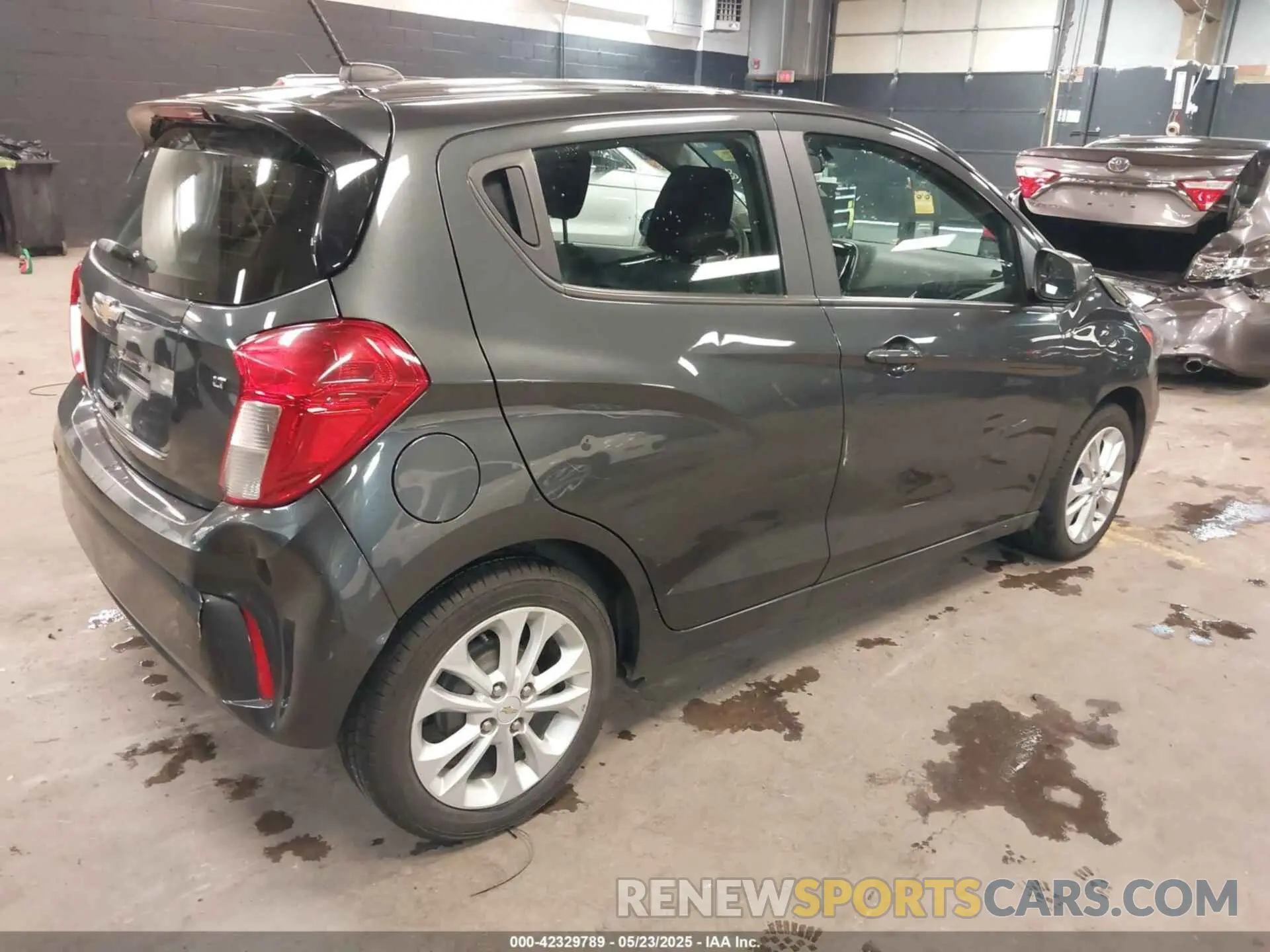 4 Photograph of a damaged car KL8CD6SA7LC478325 CHEVROLET SPARK 2020