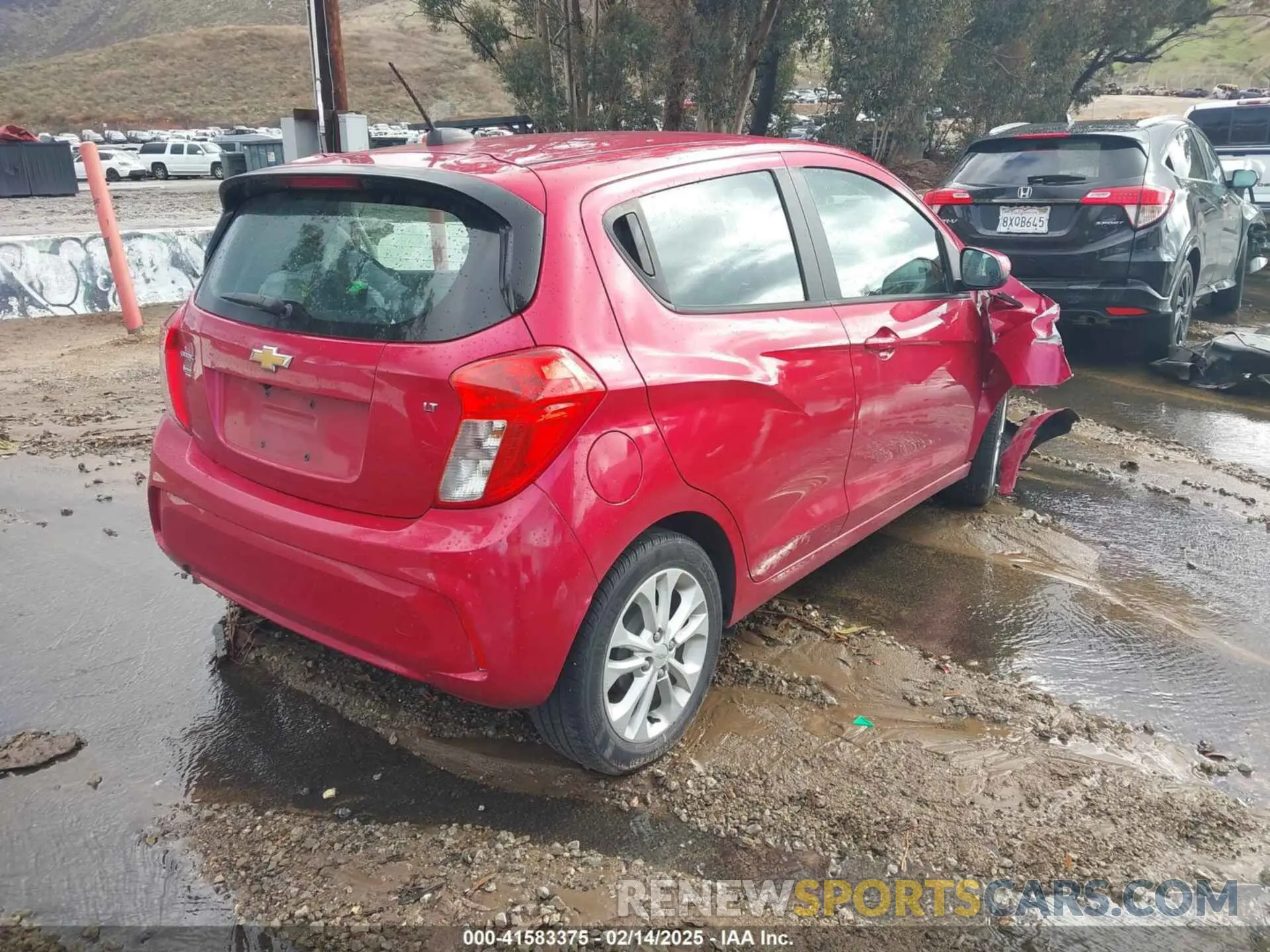 4 Photograph of a damaged car KL8CD6SA8LC416335 CHEVROLET SPARK 2020