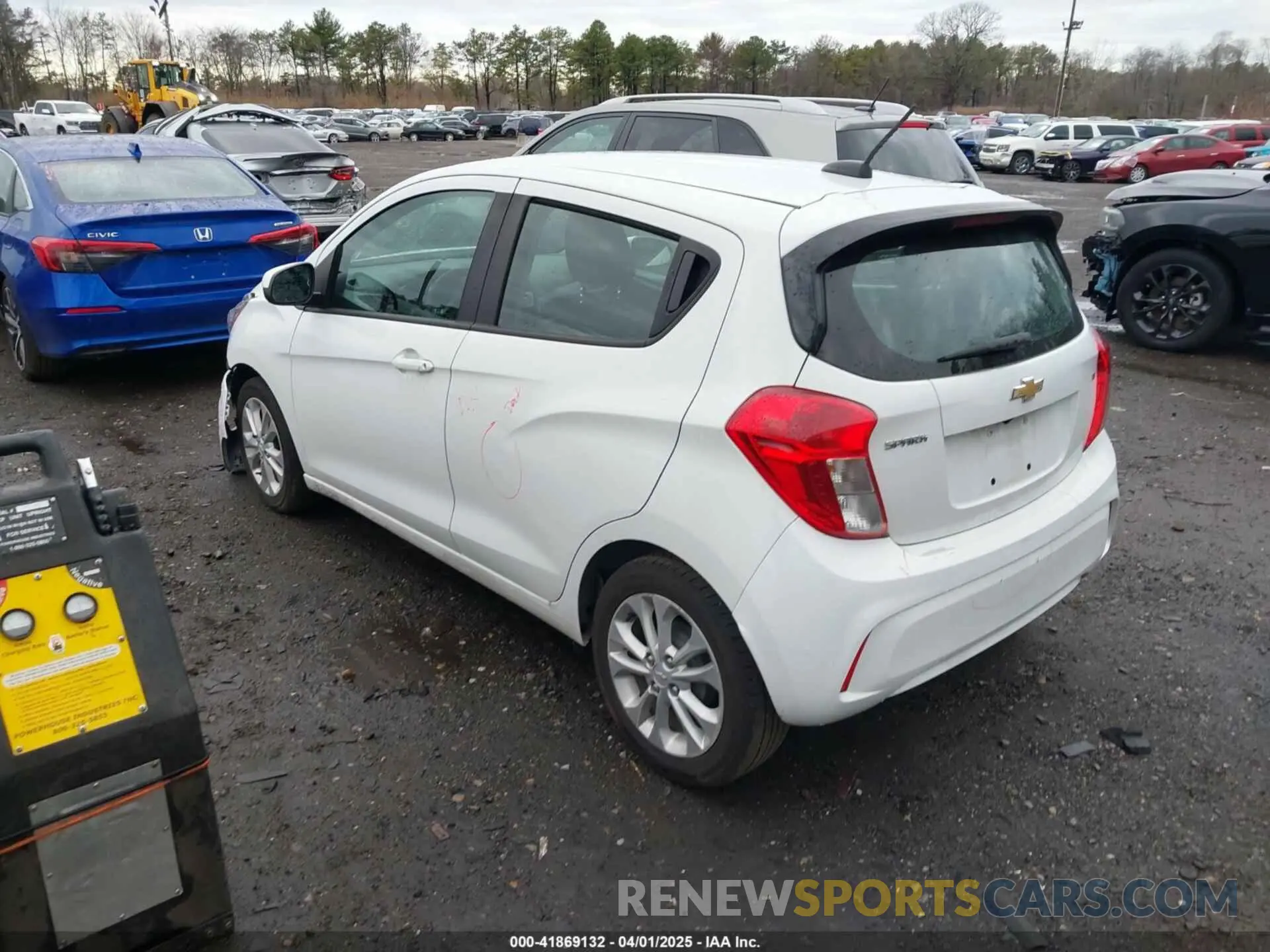 3 Photograph of a damaged car KL8CD6SA8LC419171 CHEVROLET SPARK 2020