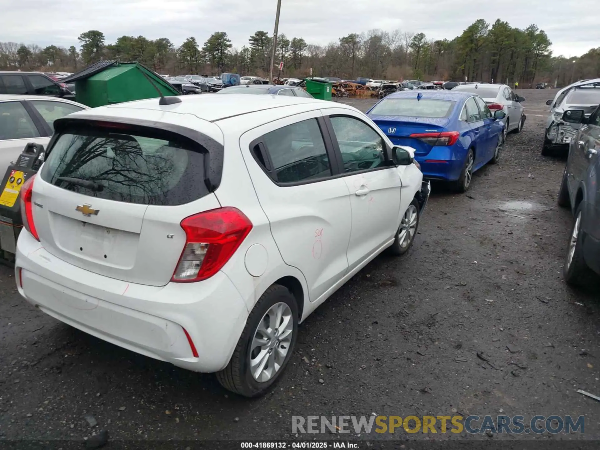 4 Photograph of a damaged car KL8CD6SA8LC419171 CHEVROLET SPARK 2020