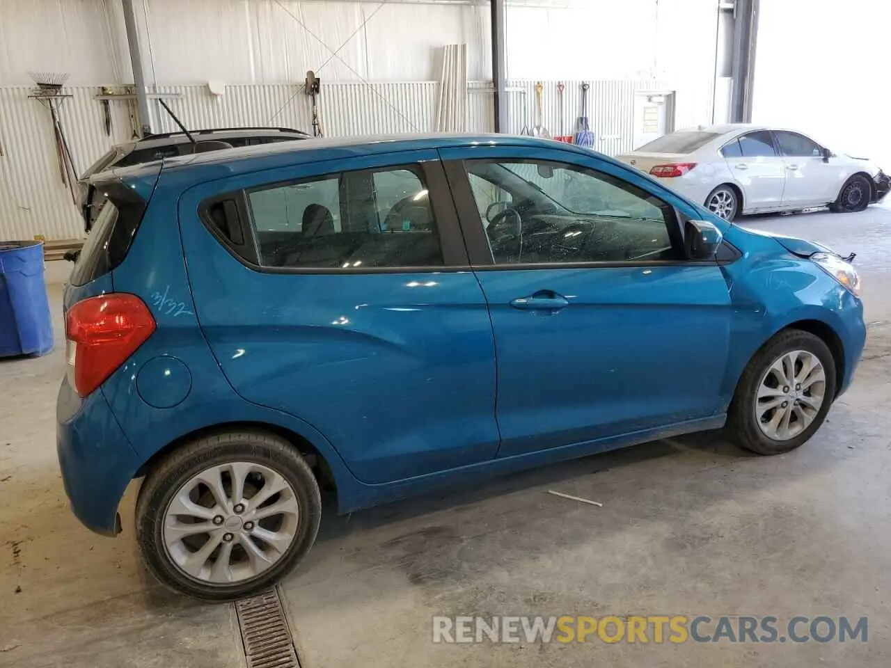 3 Photograph of a damaged car KL8CD6SA8LC450873 CHEVROLET SPARK 2020