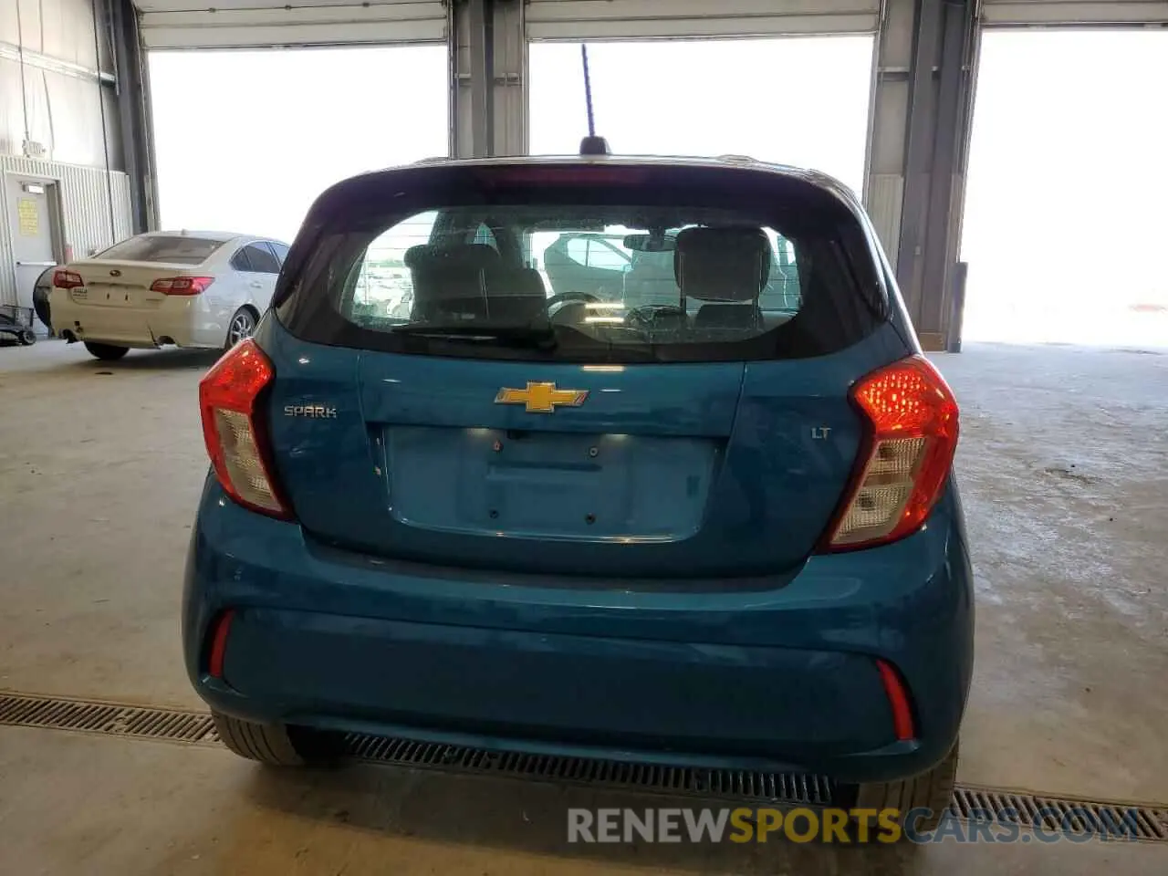 6 Photograph of a damaged car KL8CD6SA8LC450873 CHEVROLET SPARK 2020
