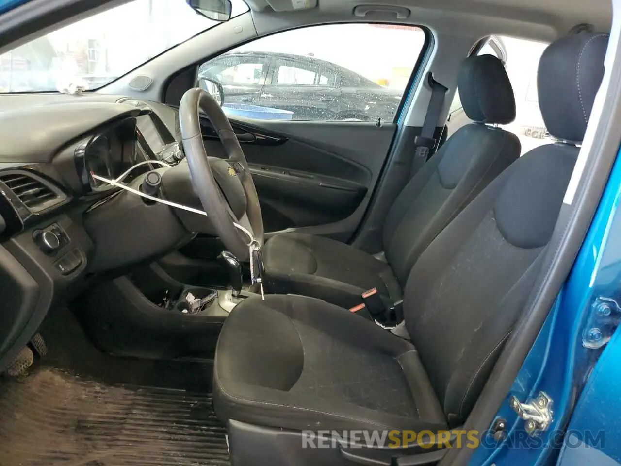 7 Photograph of a damaged car KL8CD6SA8LC450873 CHEVROLET SPARK 2020