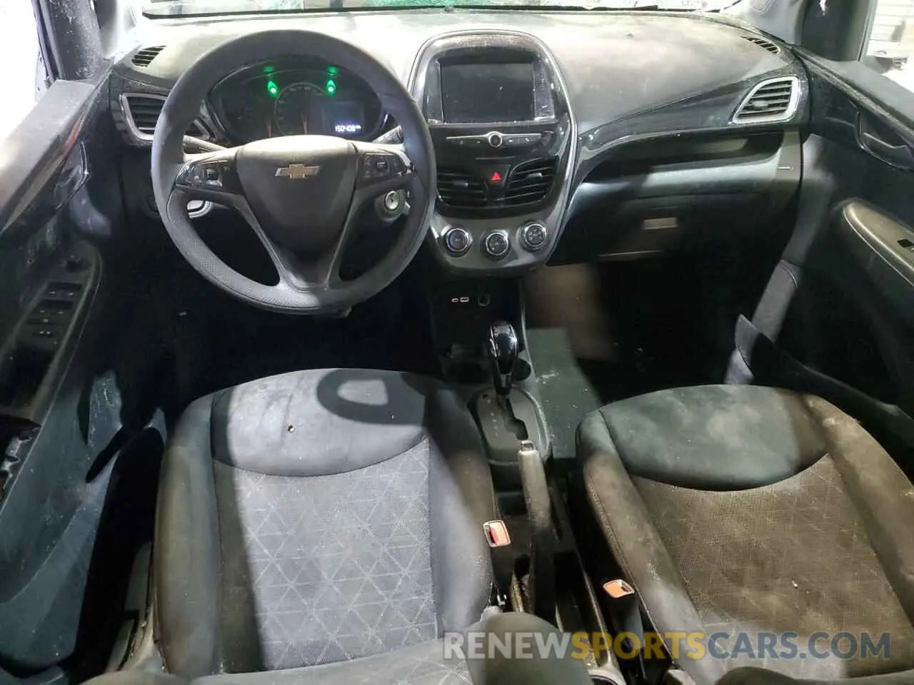 8 Photograph of a damaged car KL8CD6SA9LC429899 CHEVROLET SPARK 2020