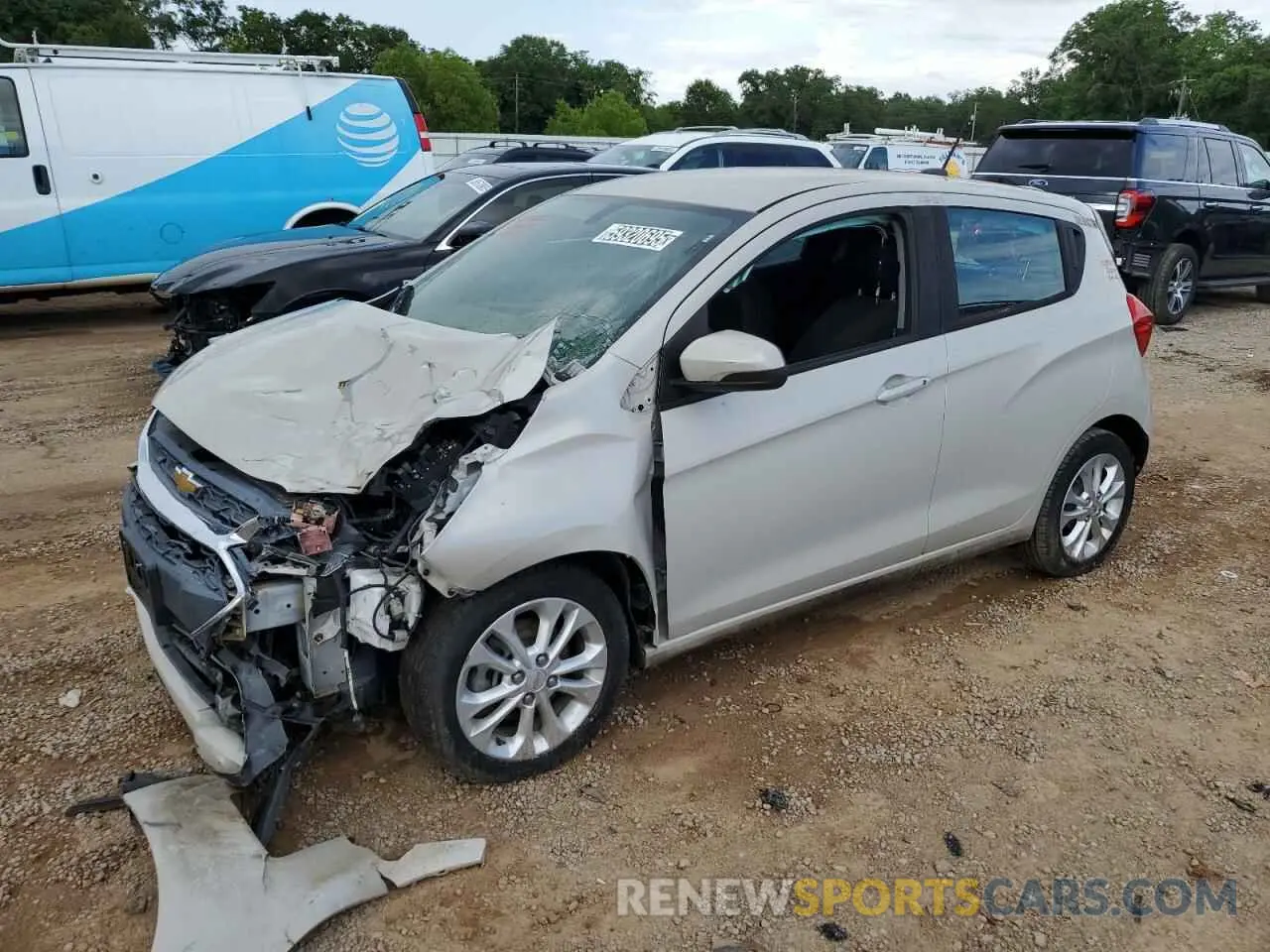 1 Photograph of a damaged car KL8CD6SA9LC439302 CHEVROLET SPARK 2020