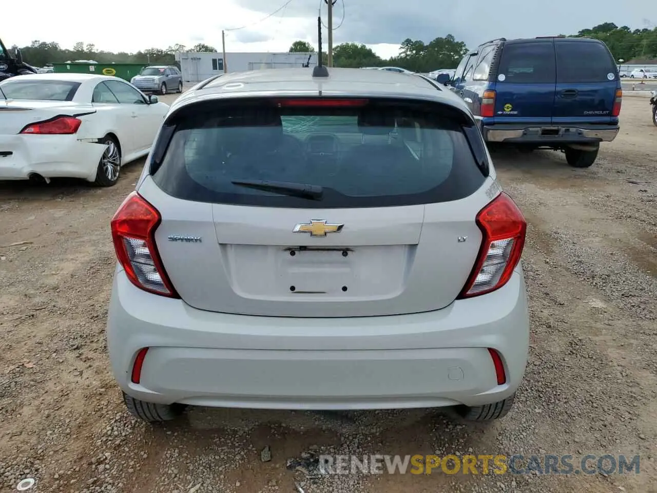6 Photograph of a damaged car KL8CD6SA9LC439302 CHEVROLET SPARK 2020