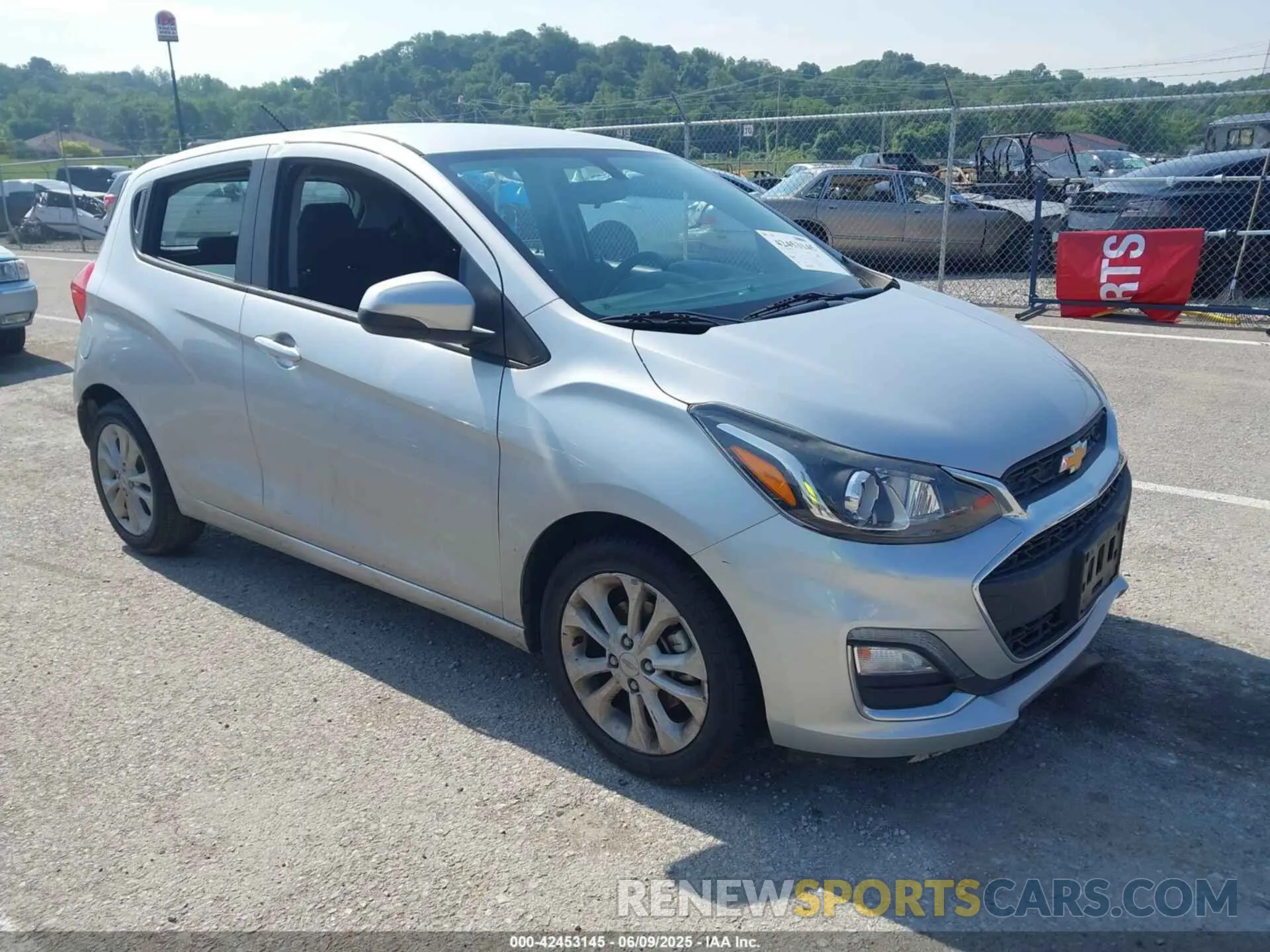 1 Photograph of a damaged car KL8CD6SA9LC450946 CHEVROLET SPARK 2020