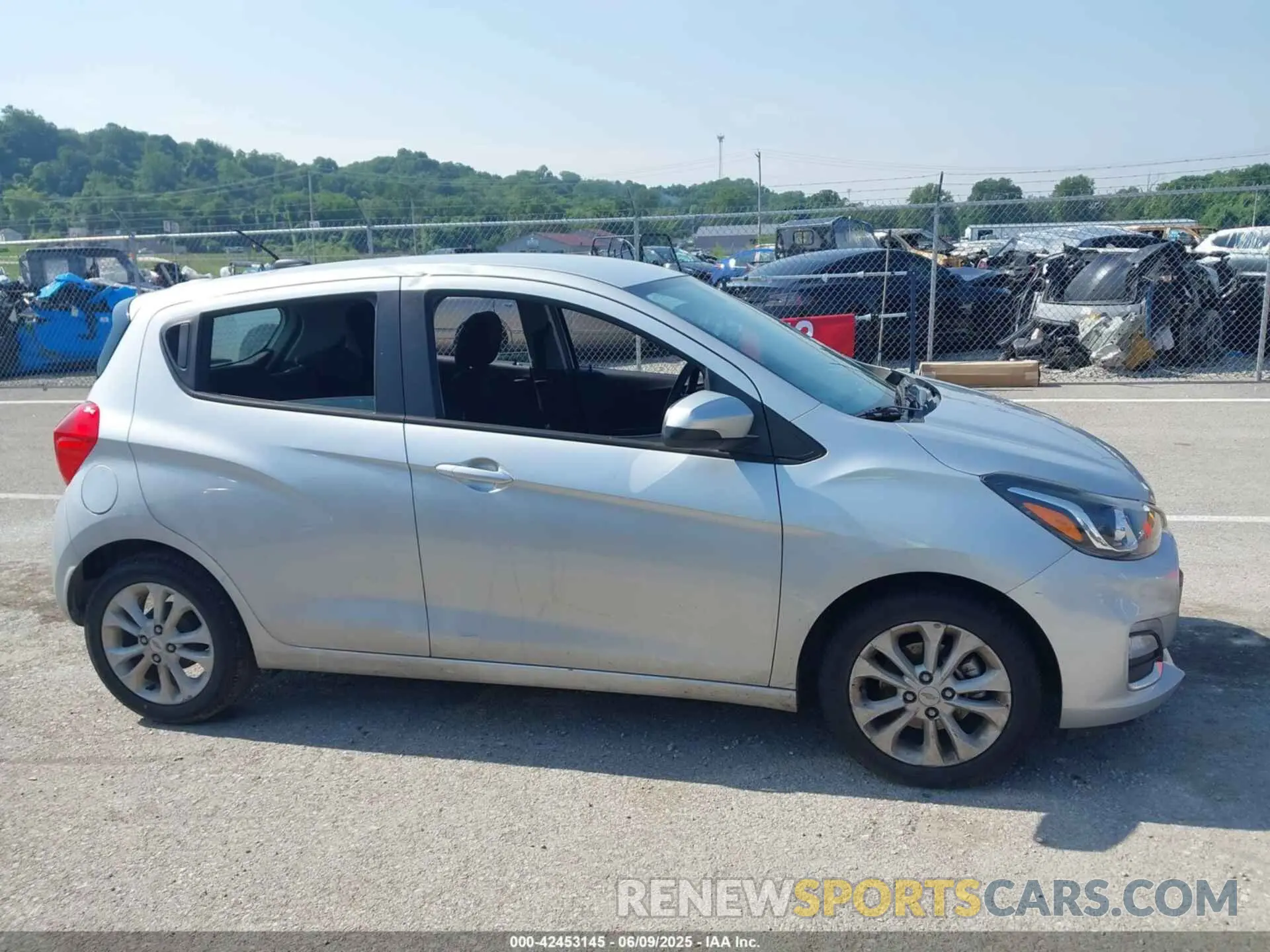 13 Photograph of a damaged car KL8CD6SA9LC450946 CHEVROLET SPARK 2020