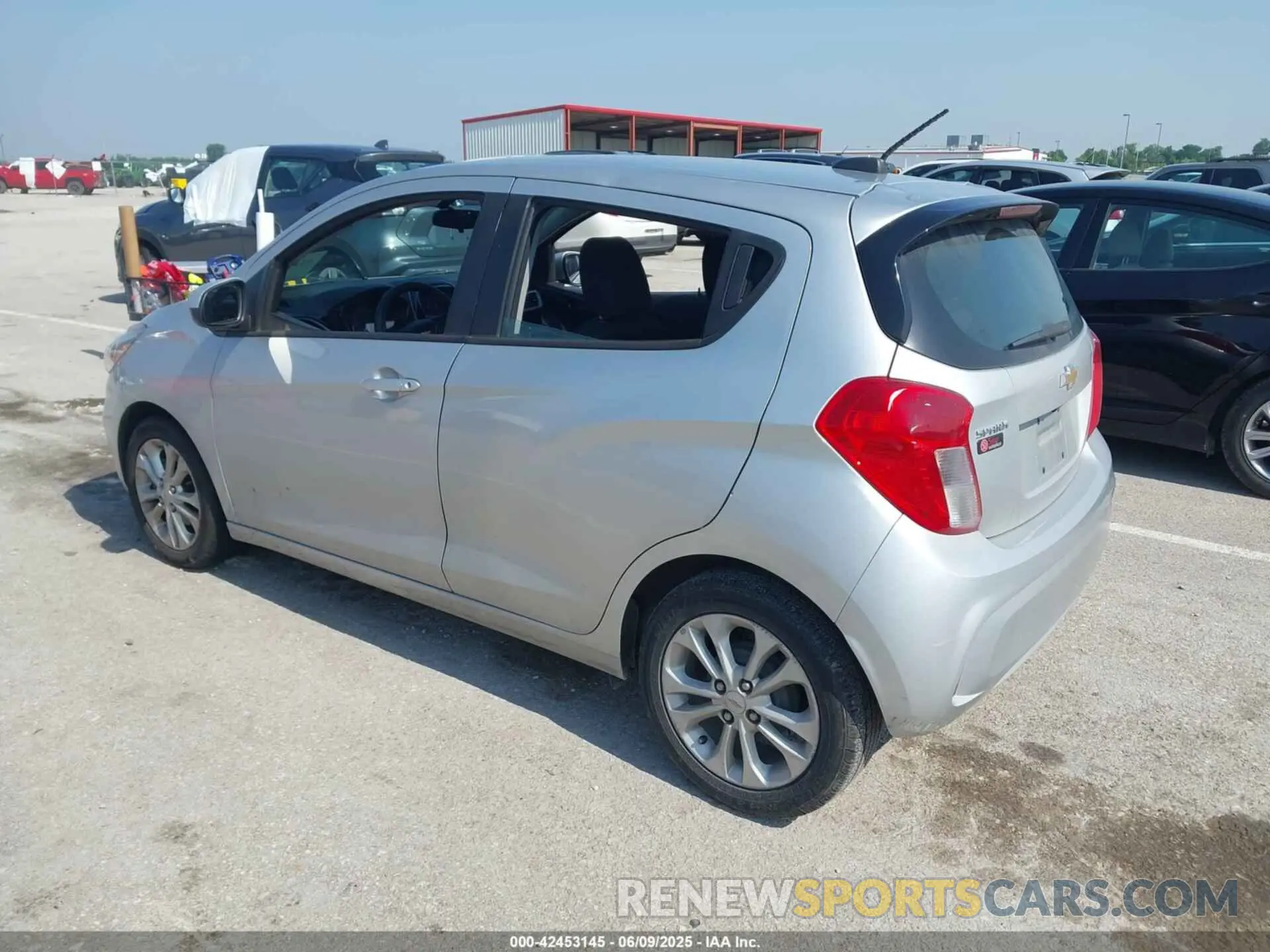 3 Photograph of a damaged car KL8CD6SA9LC450946 CHEVROLET SPARK 2020